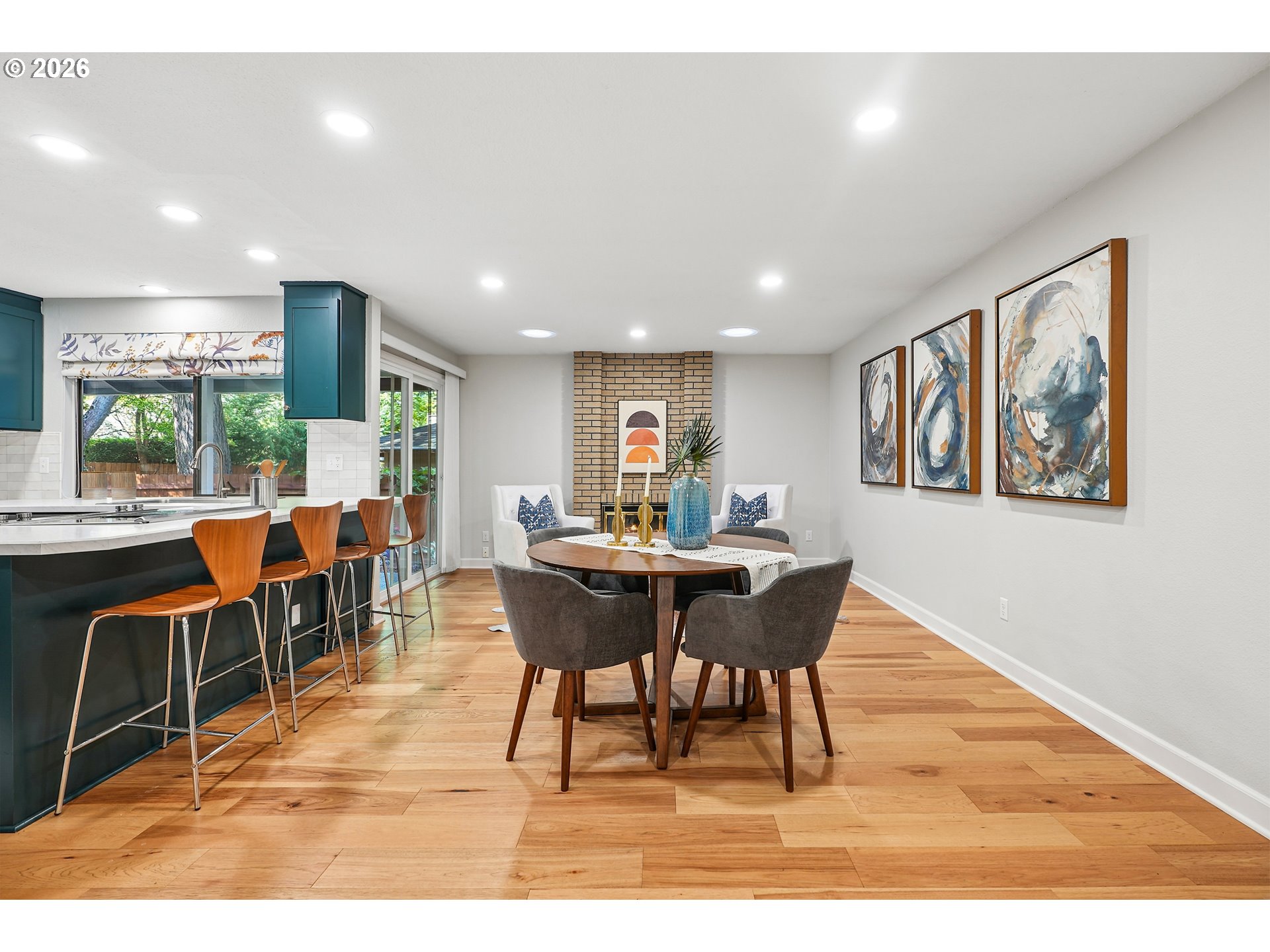 property viewer photo 13