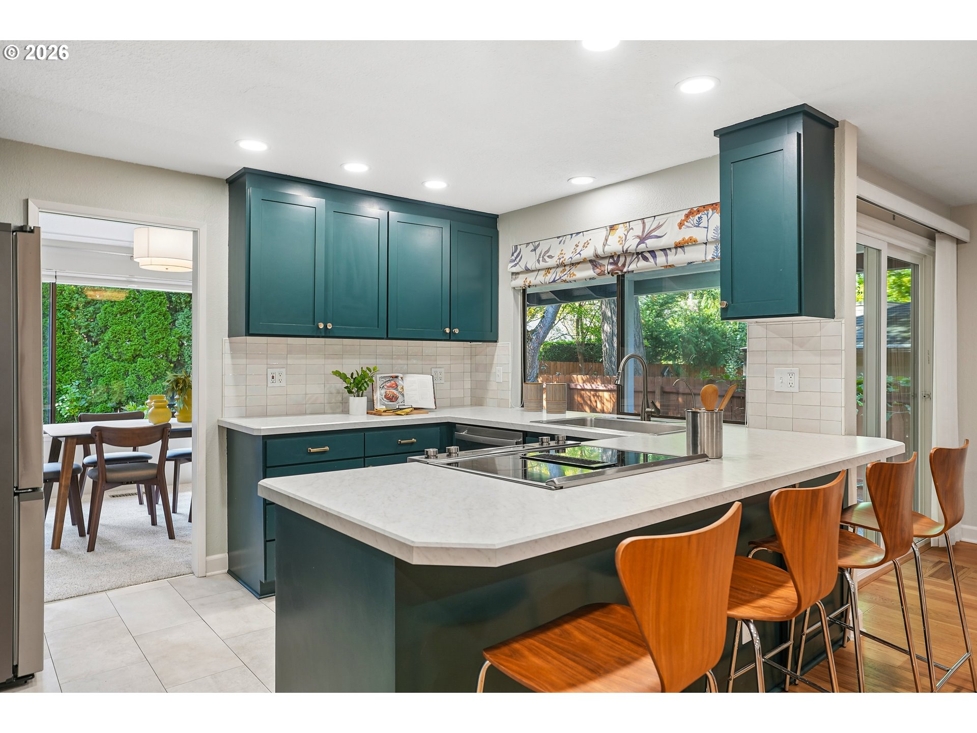 property viewer photo 20