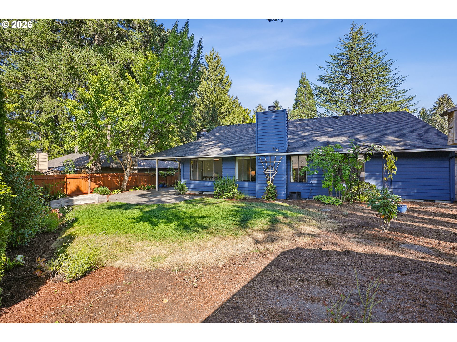 property viewer photo 35
