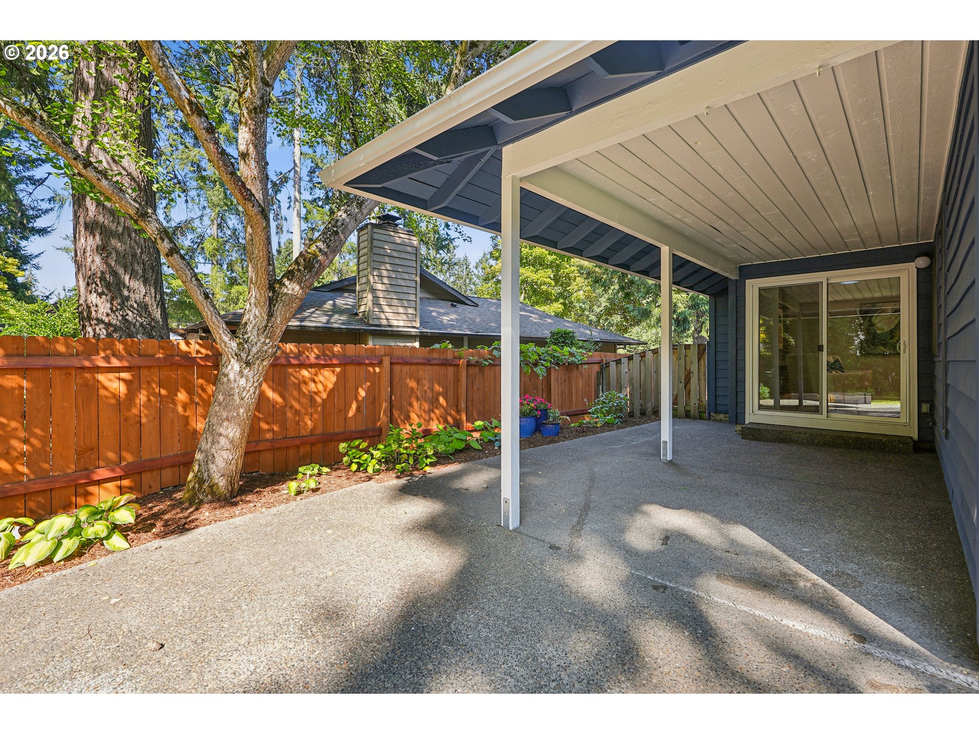 property viewer photo 37