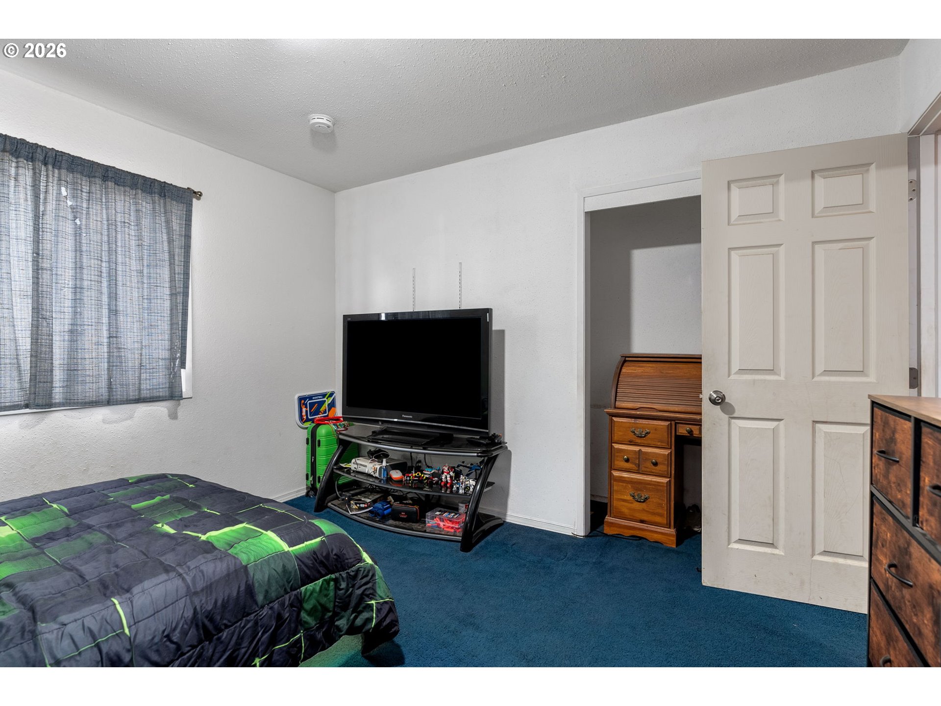 main property photo 9