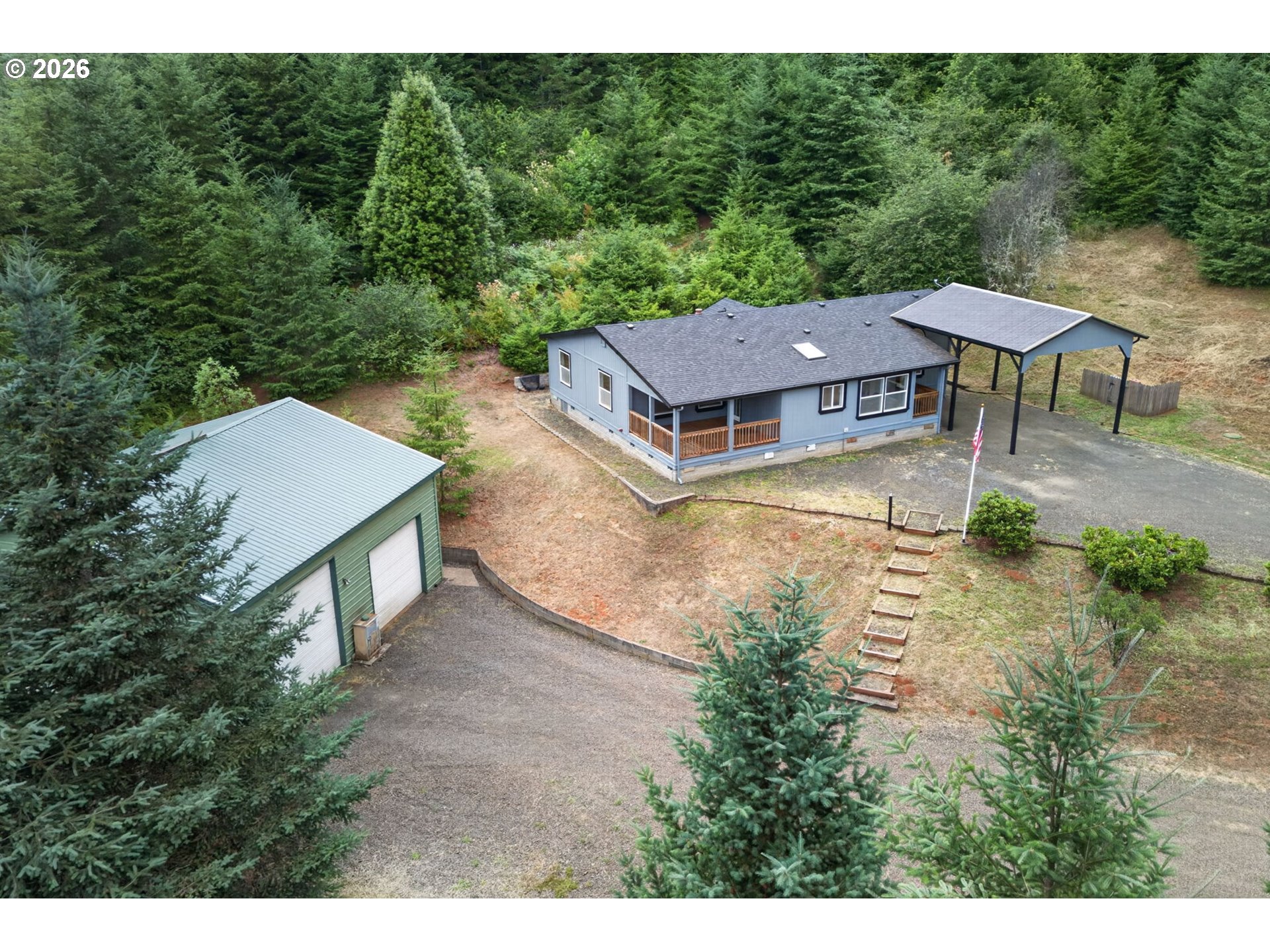 main property photo 44