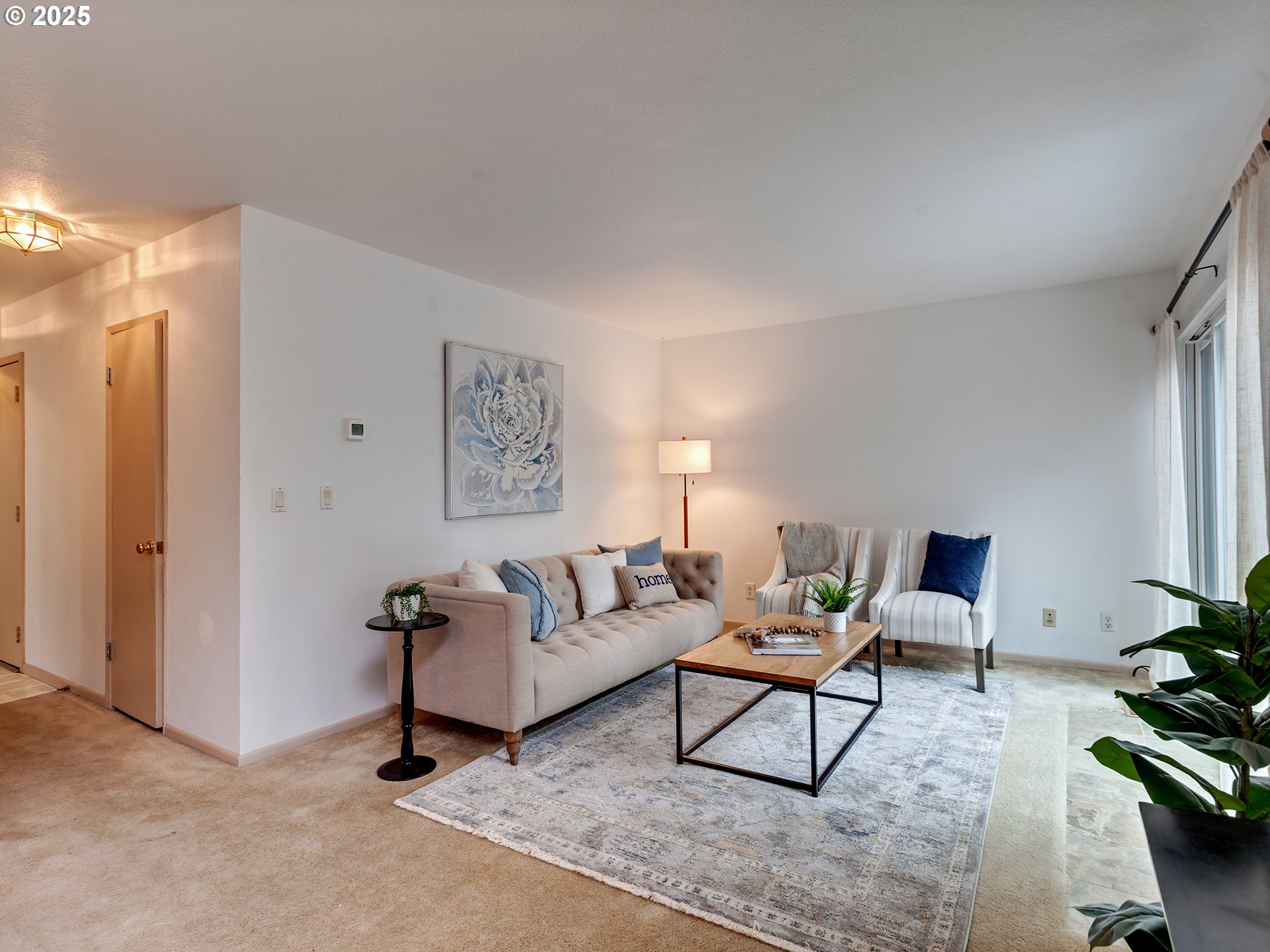 property viewer photo 12