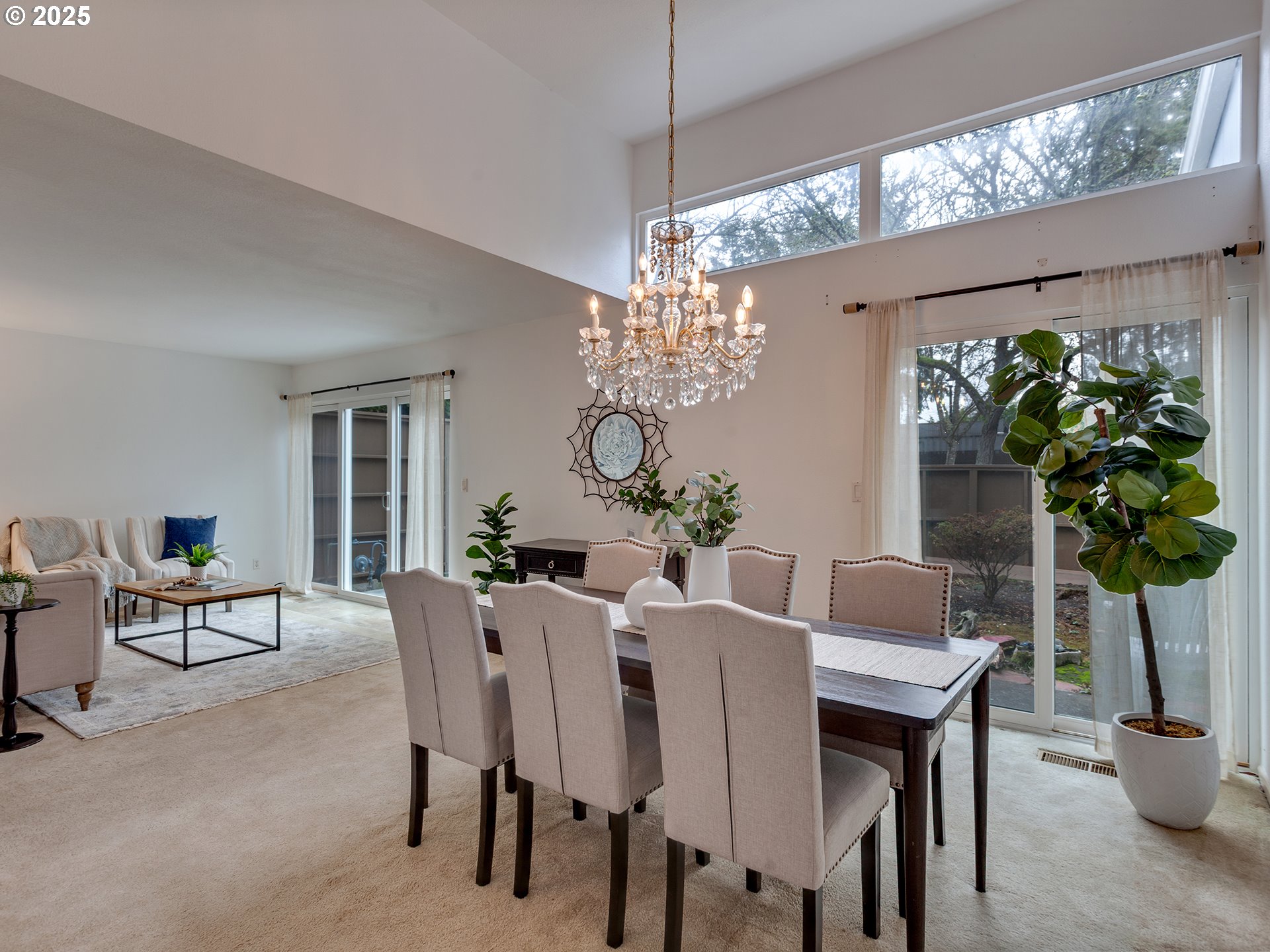 property viewer photo 16