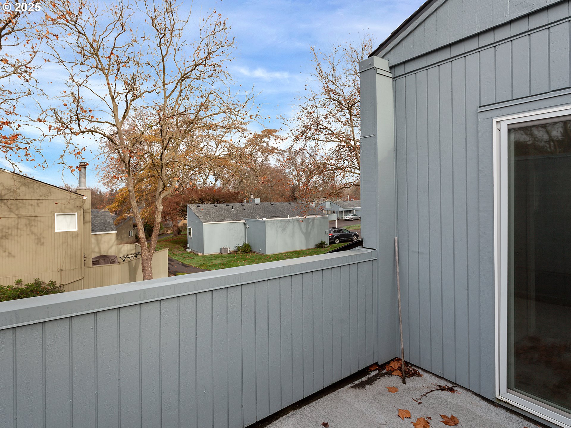property viewer photo 30