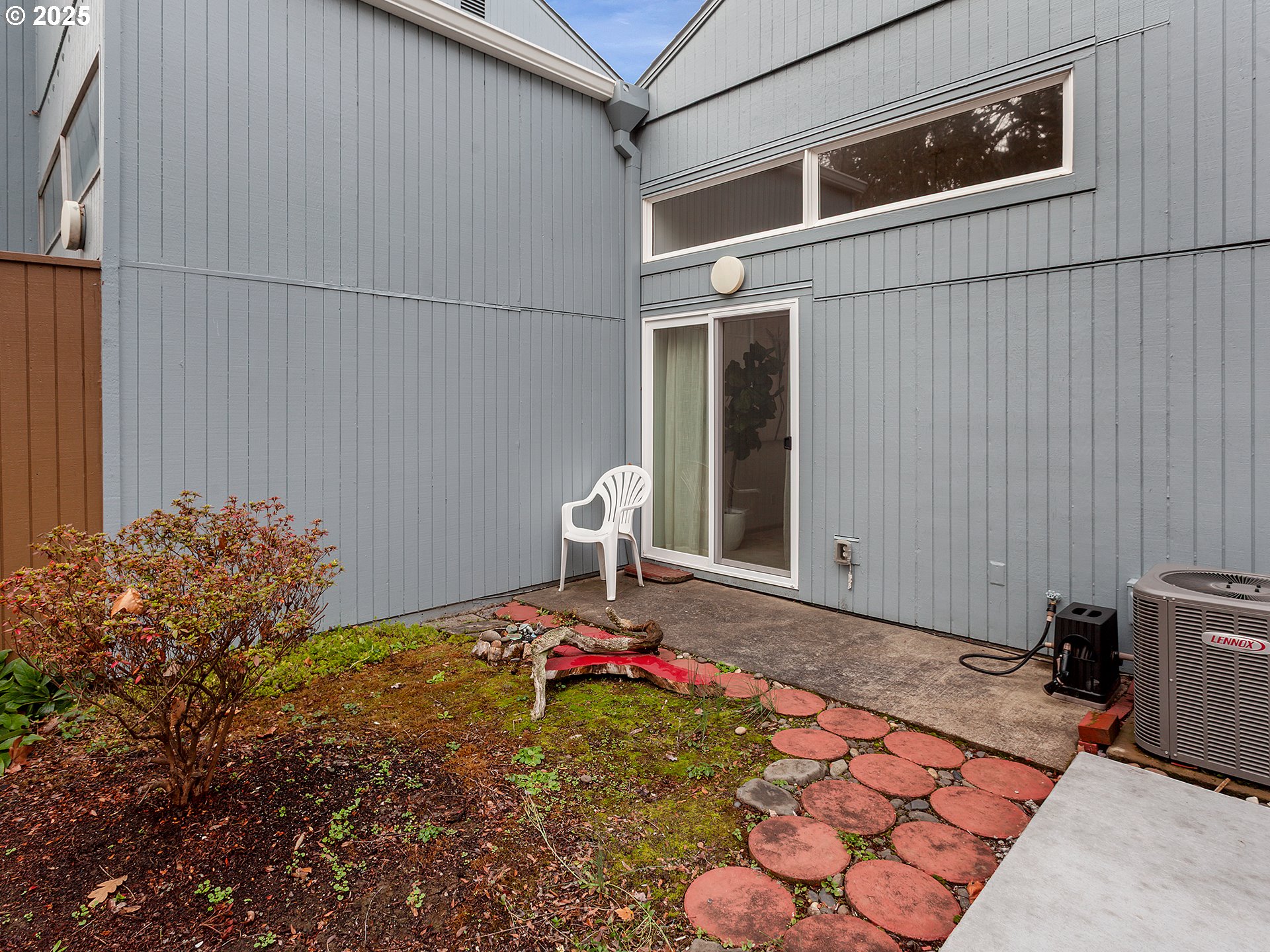 property viewer photo 34