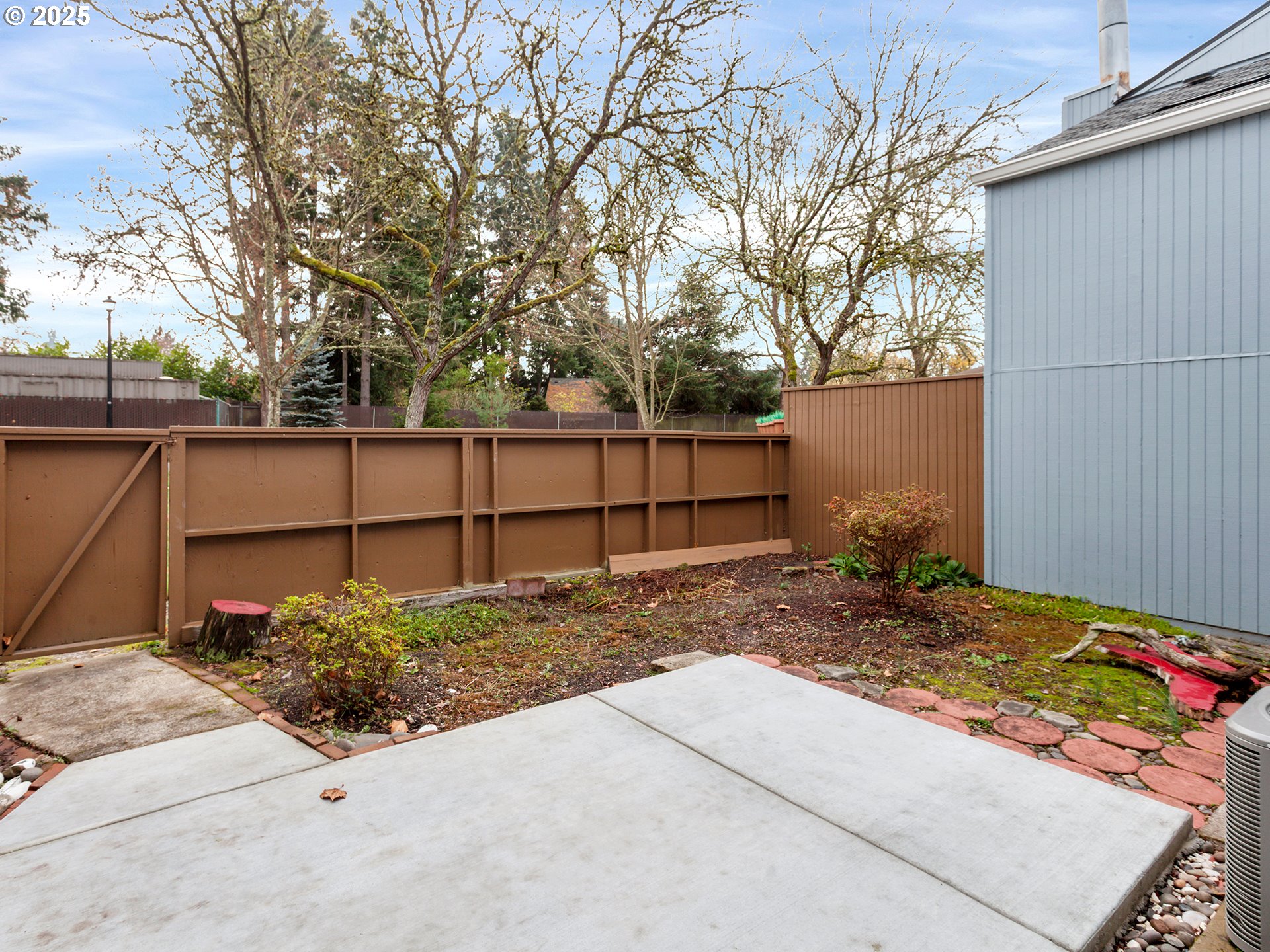 property viewer photo 4