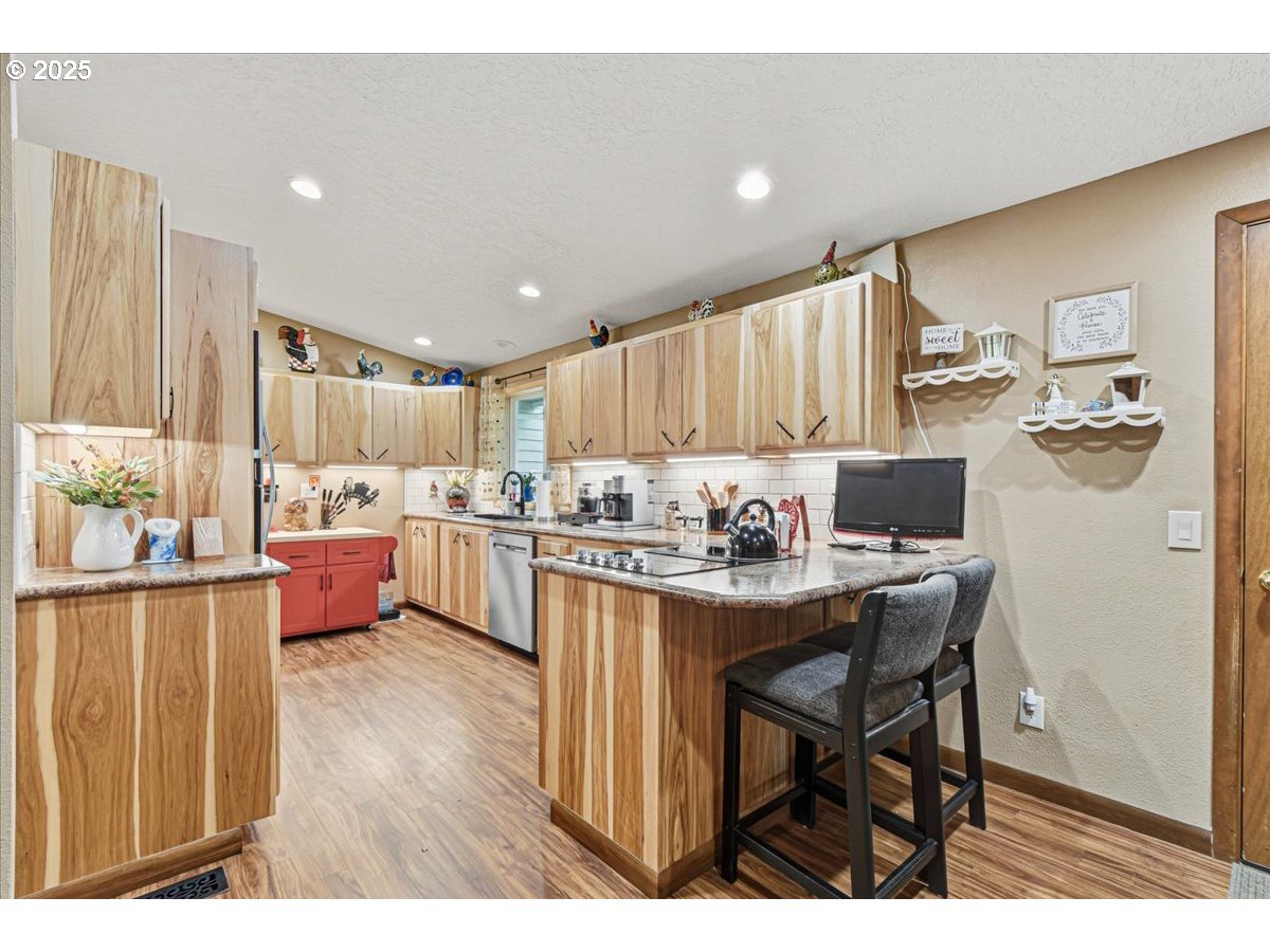 property viewer photo 8