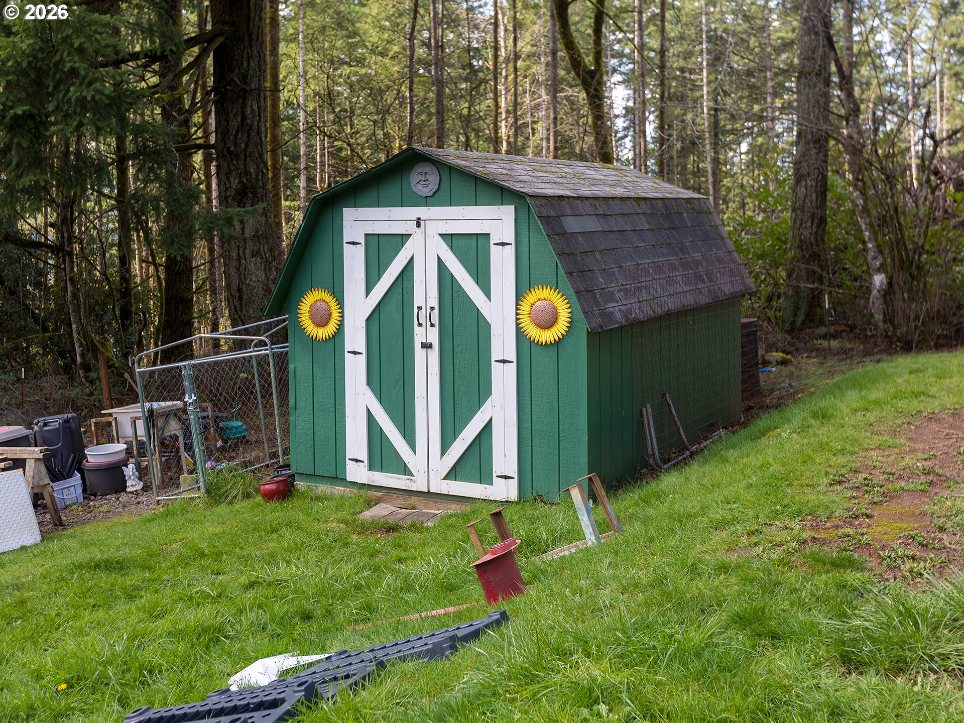 main property photo 30