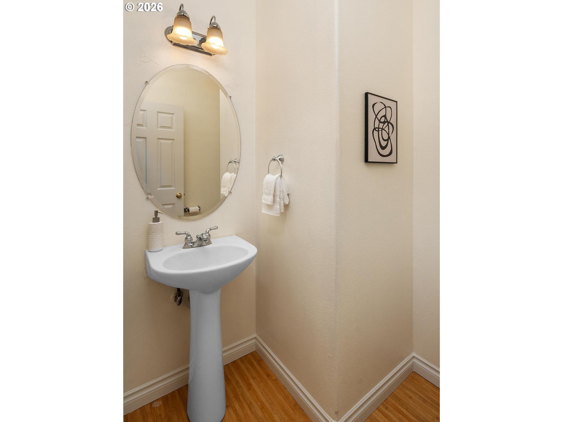 property viewer photo 11