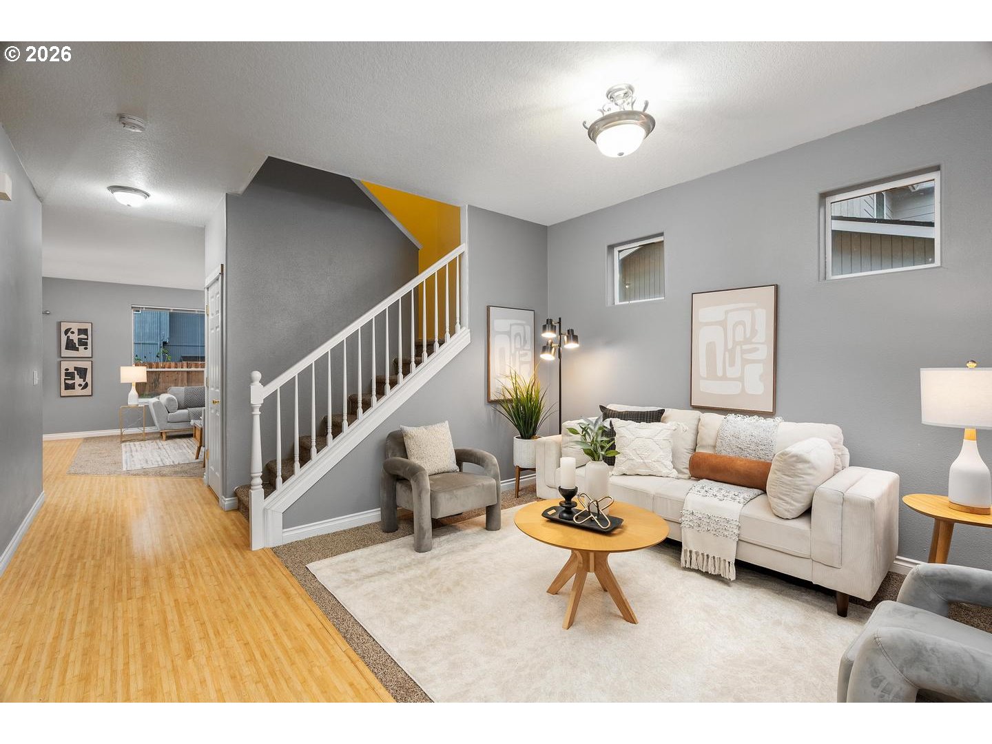 property viewer photo 2