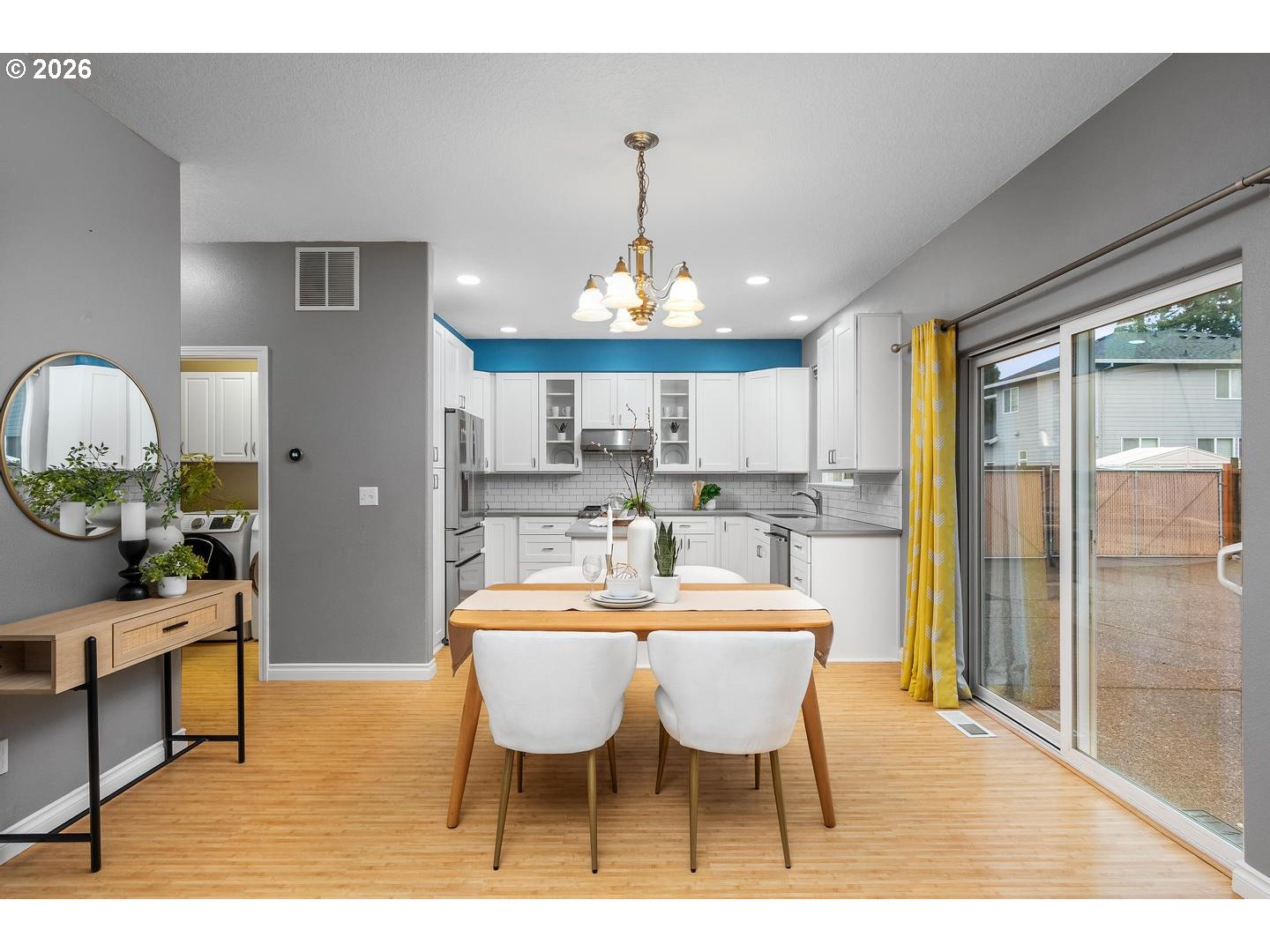 property viewer photo 7