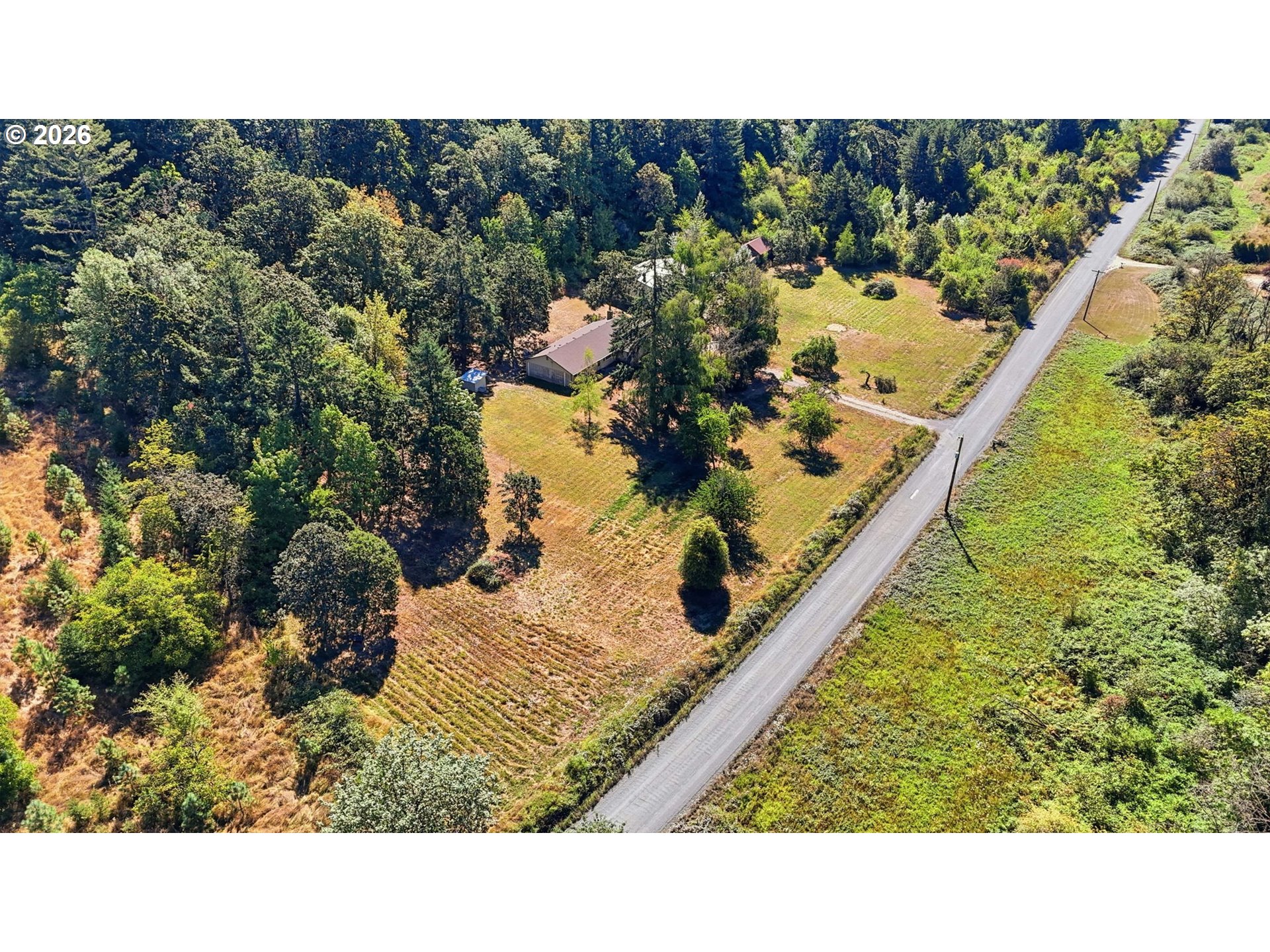 main property photo 41