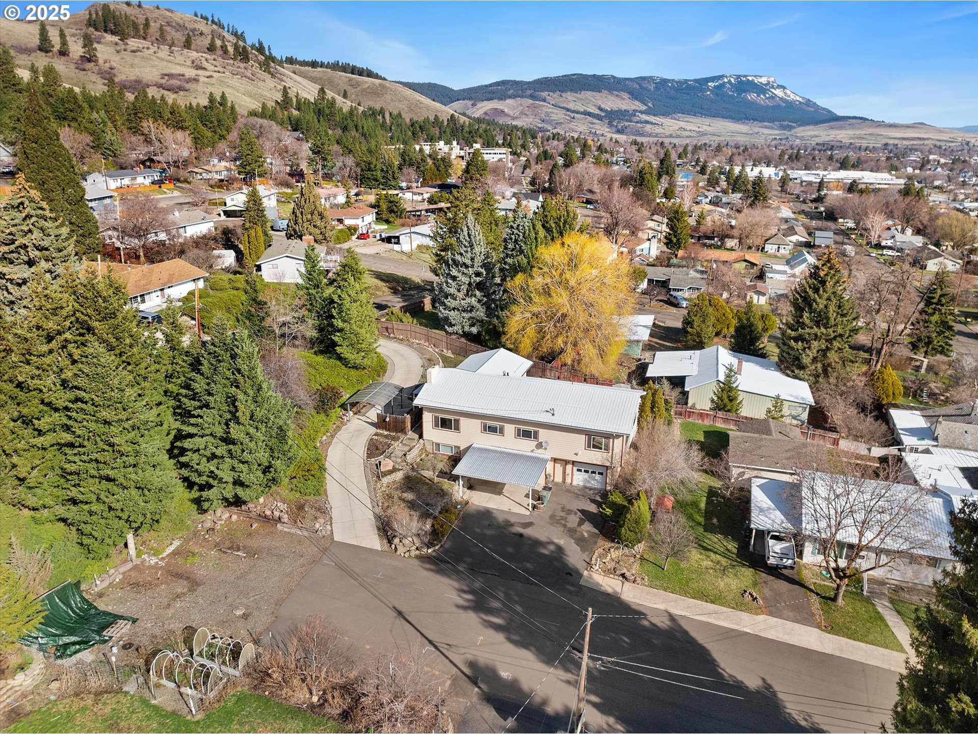 property viewer photo 1