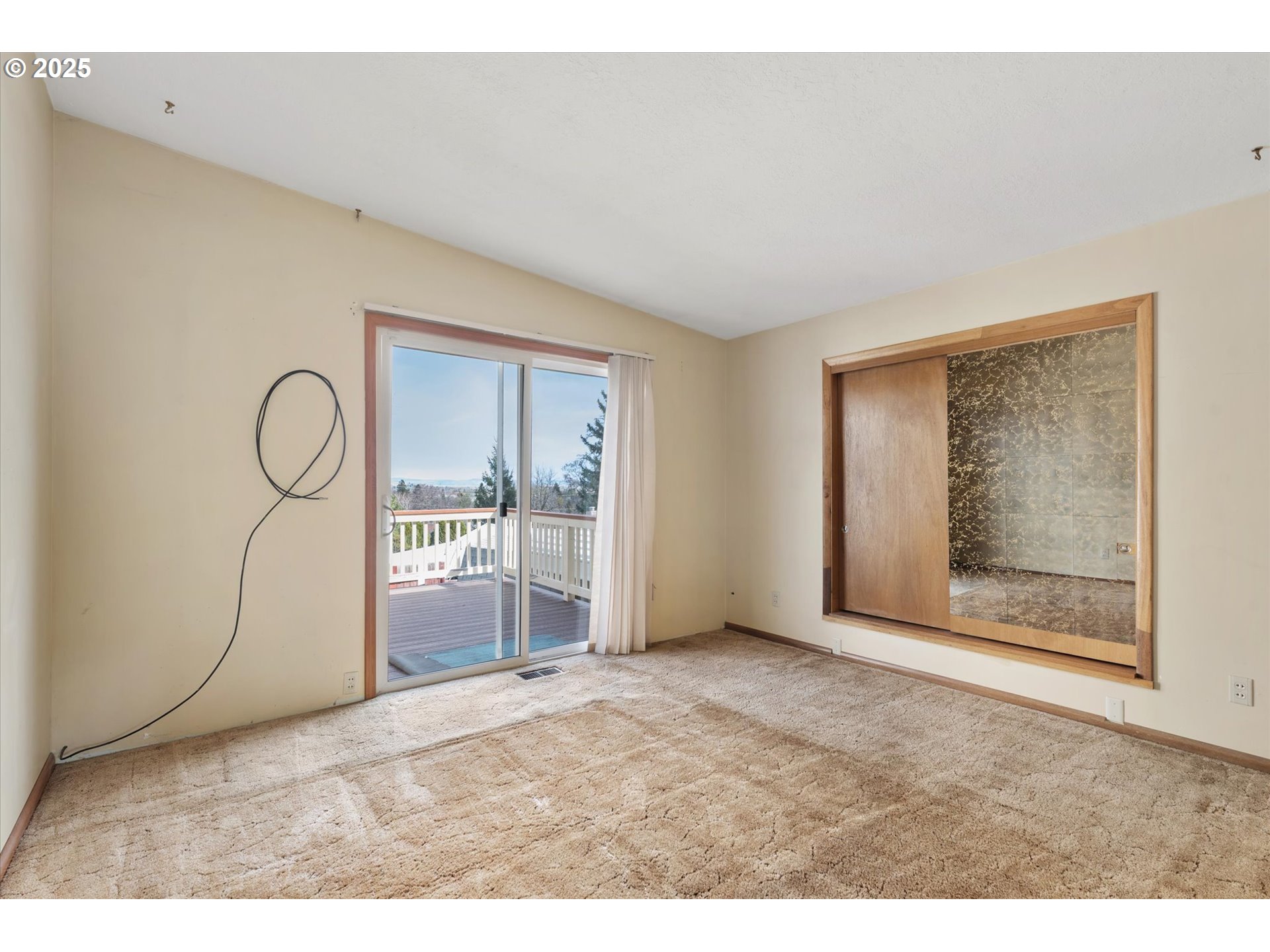 property viewer photo 14