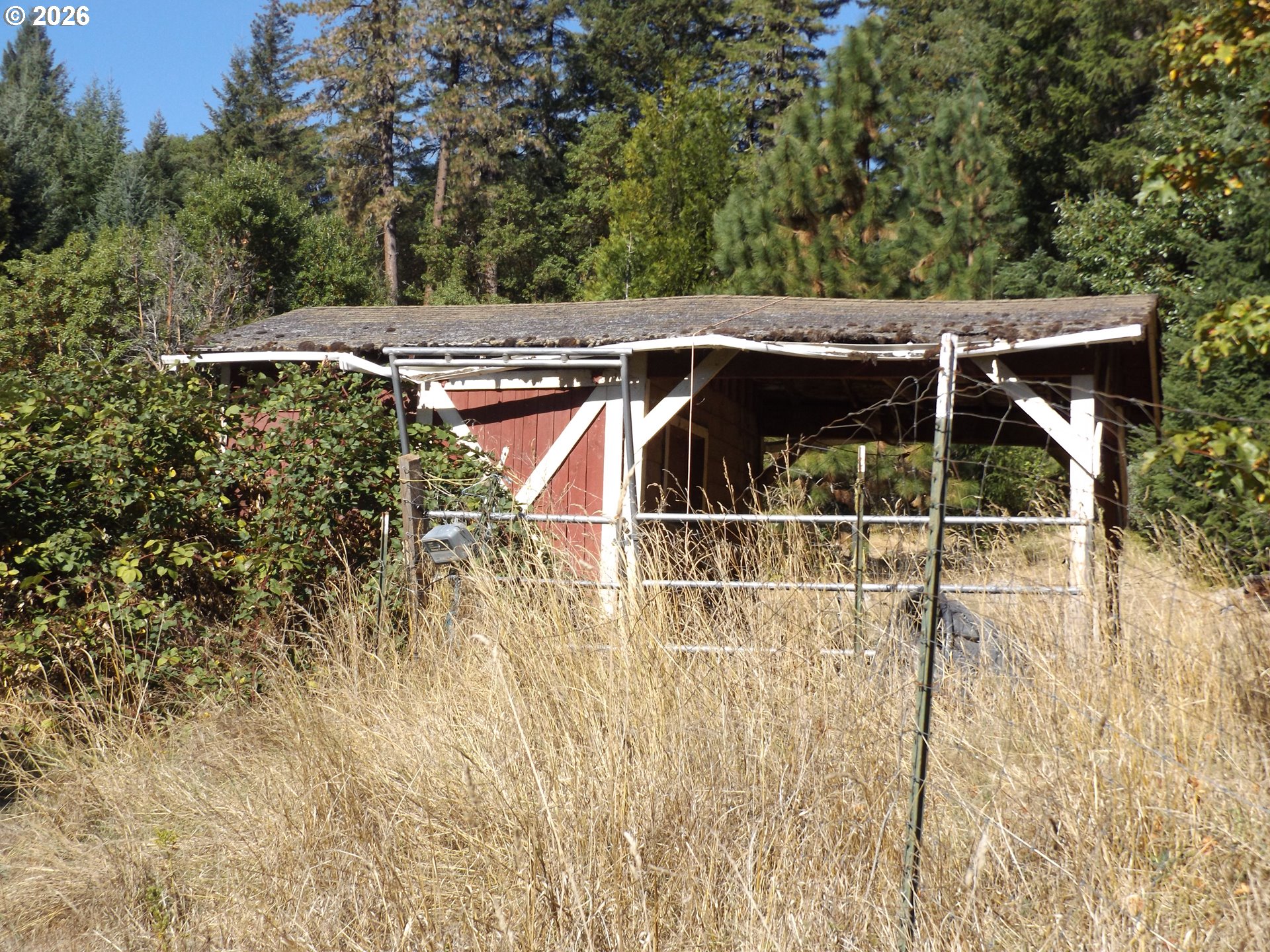 main property photo 12