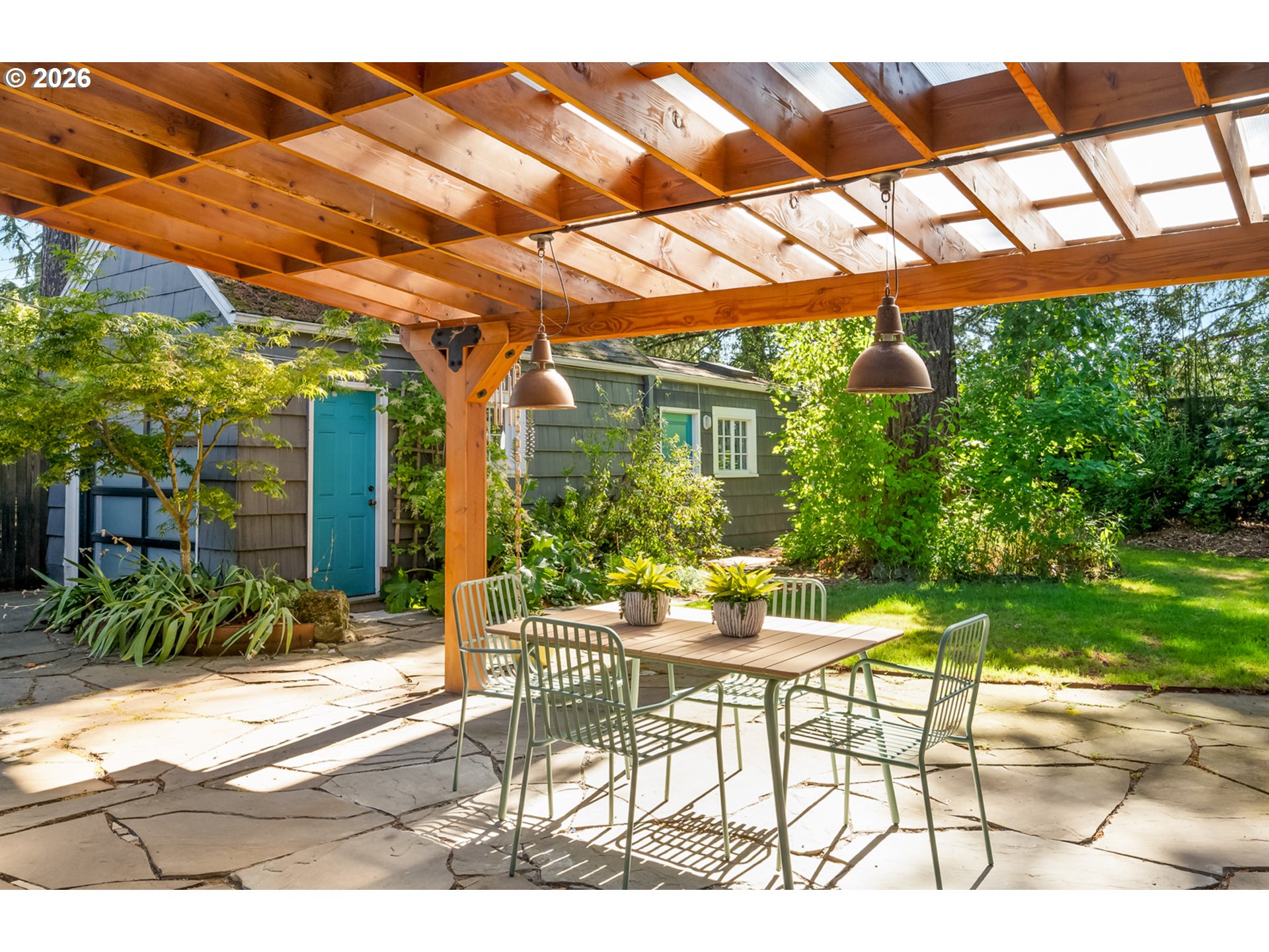 main property photo 32
