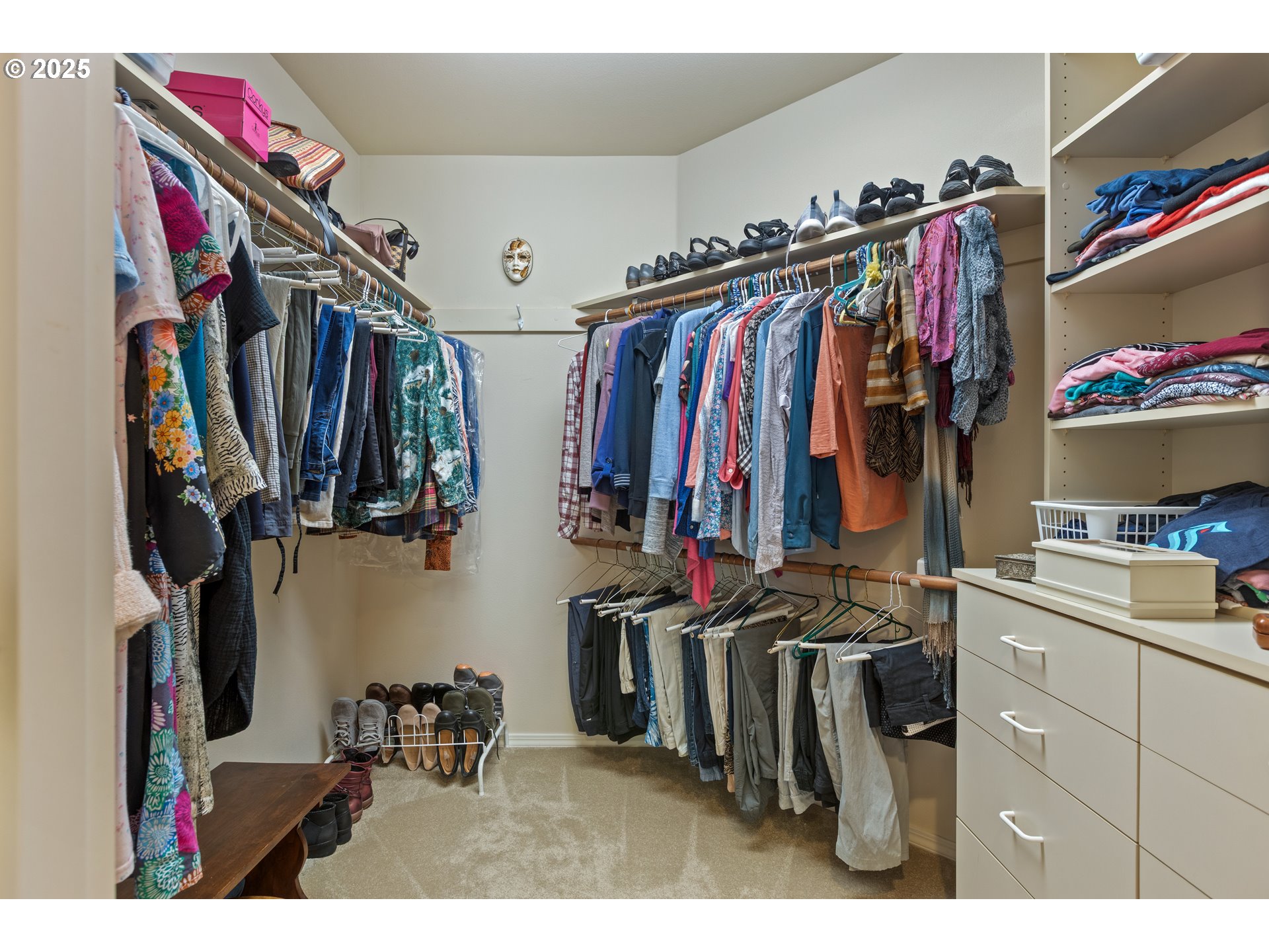 property viewer photo 27
