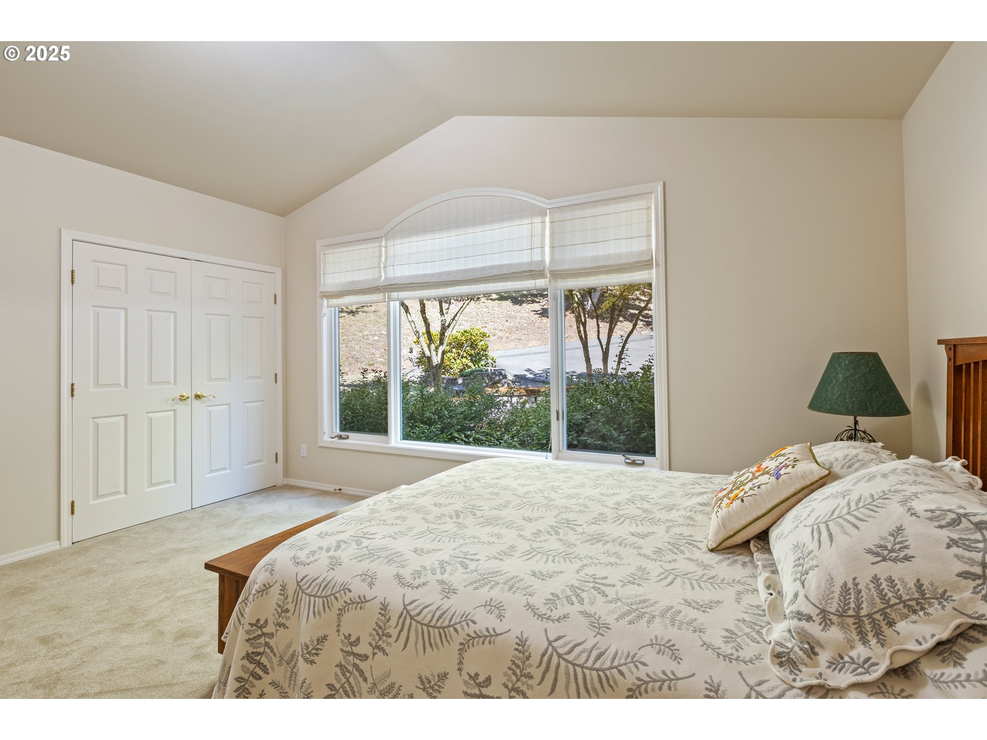 property viewer photo 28