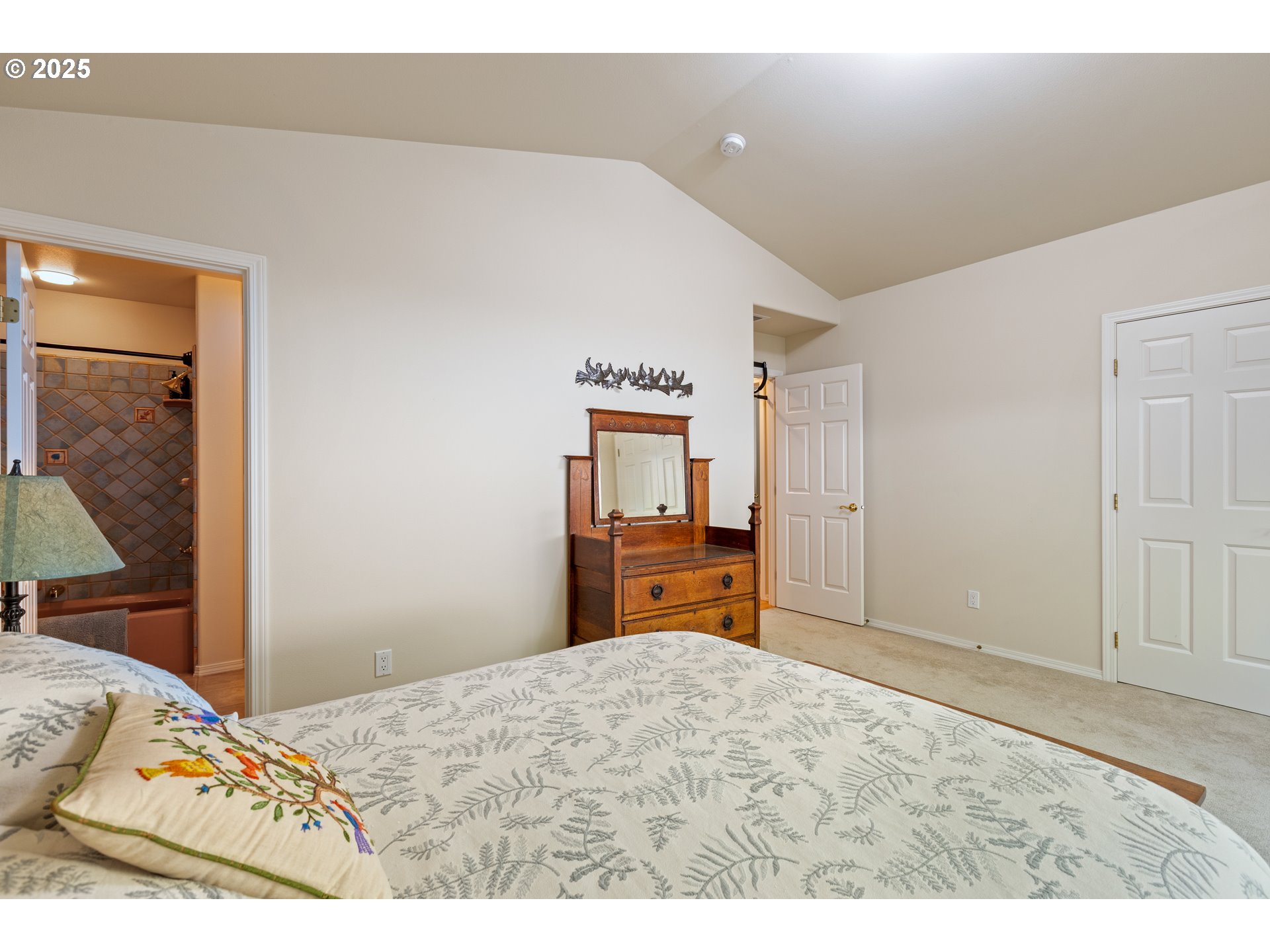 property viewer photo 31