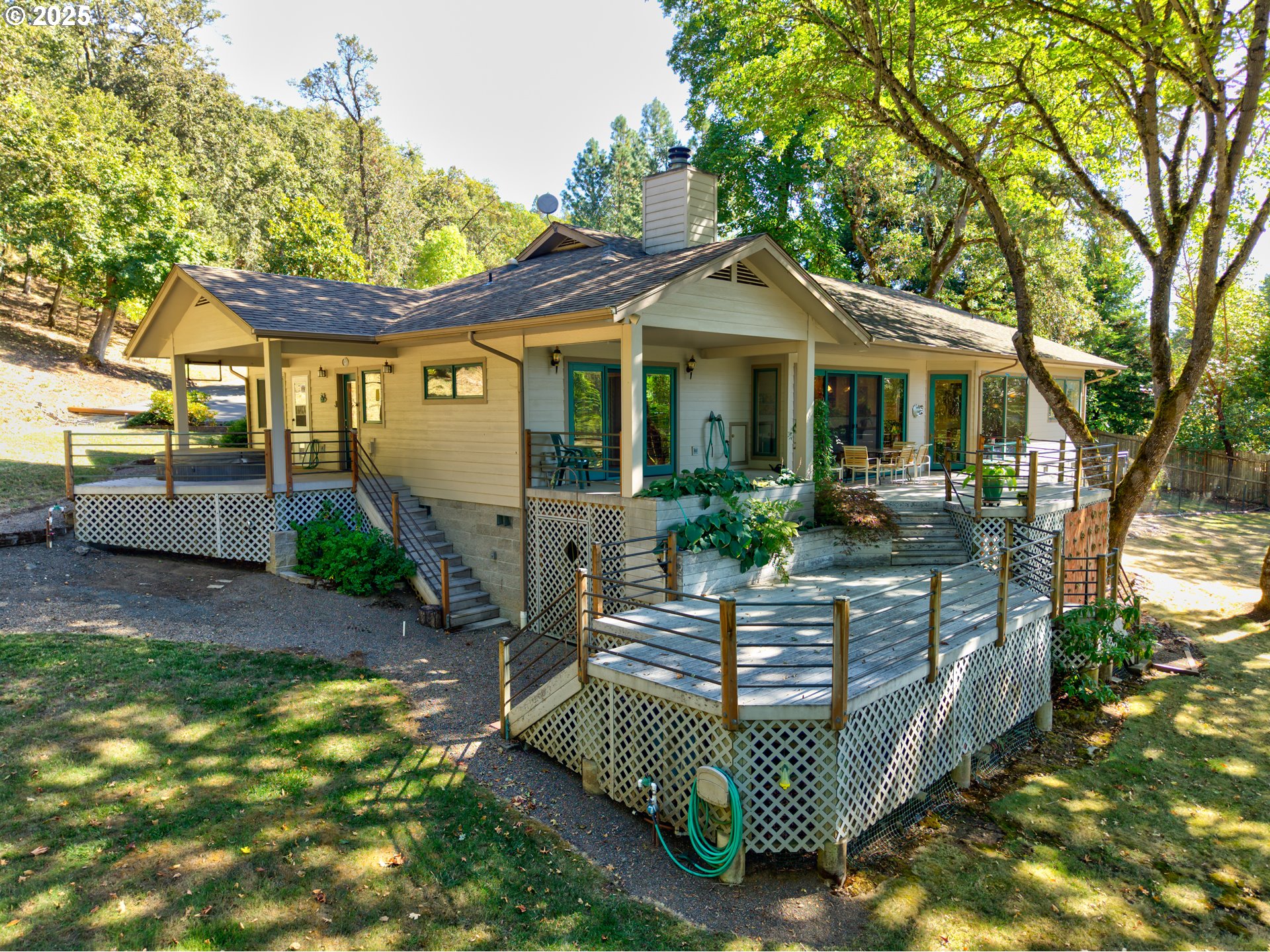 property viewer photo 4