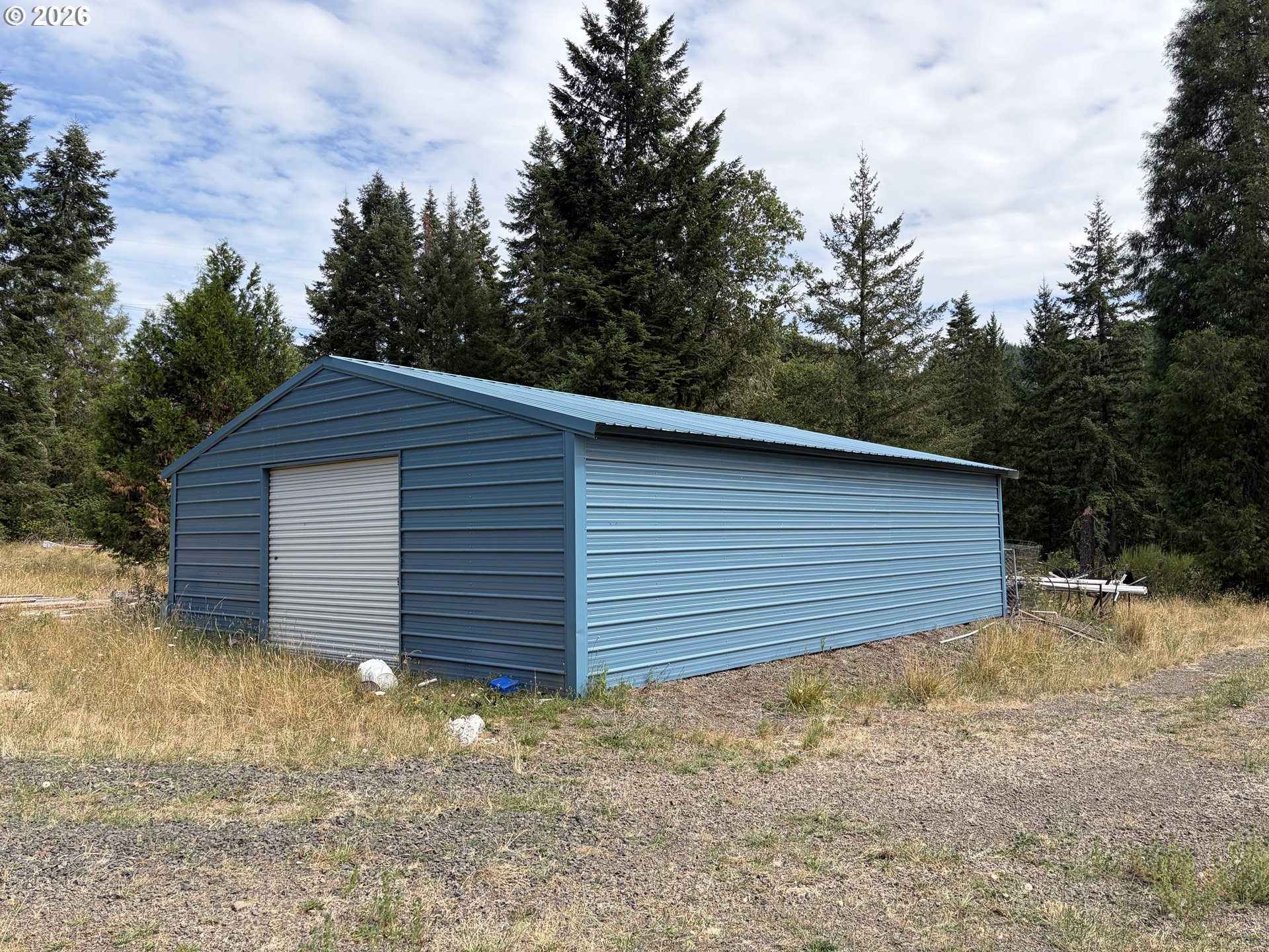 main property photo 16