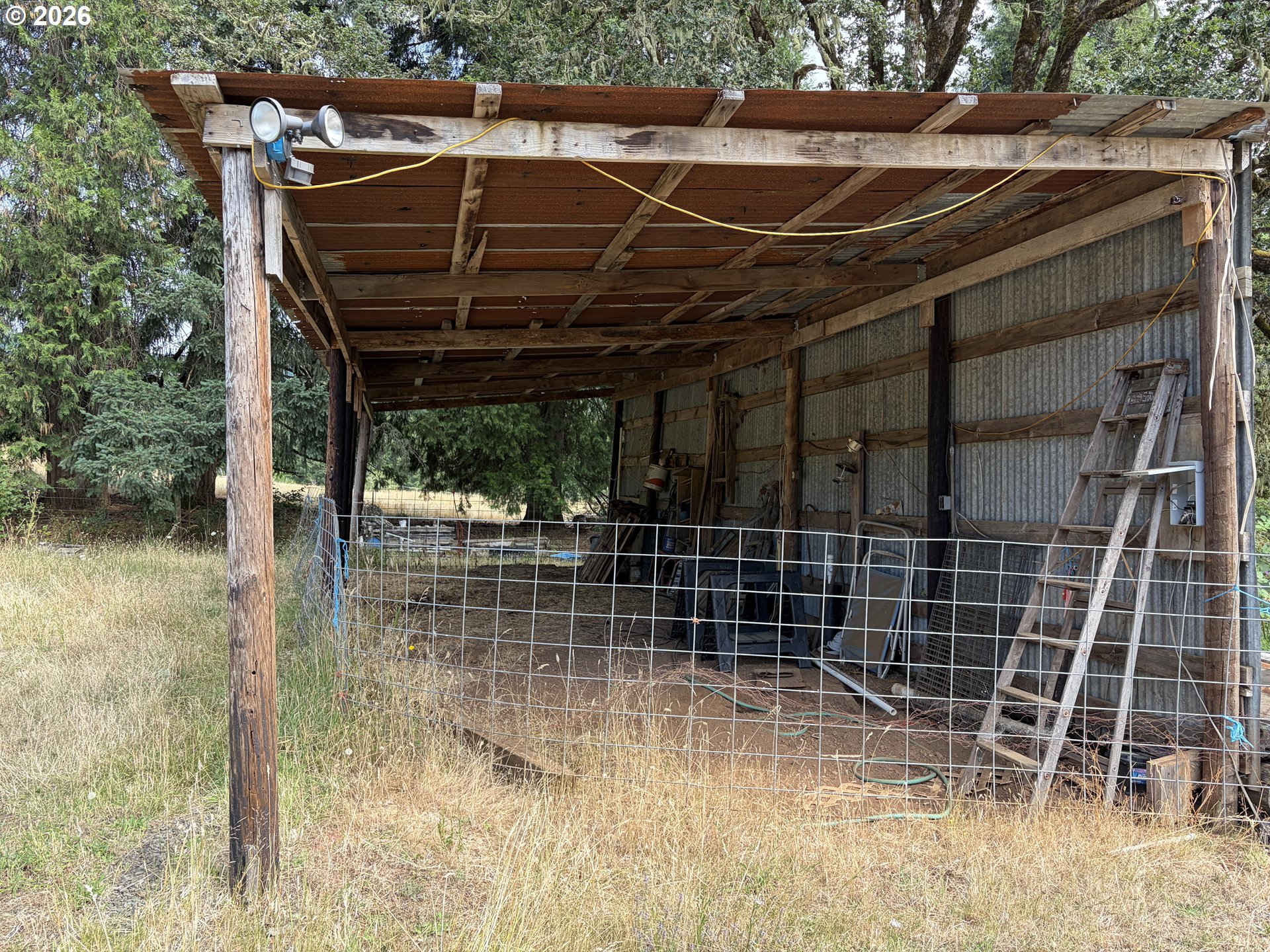 main property photo 20