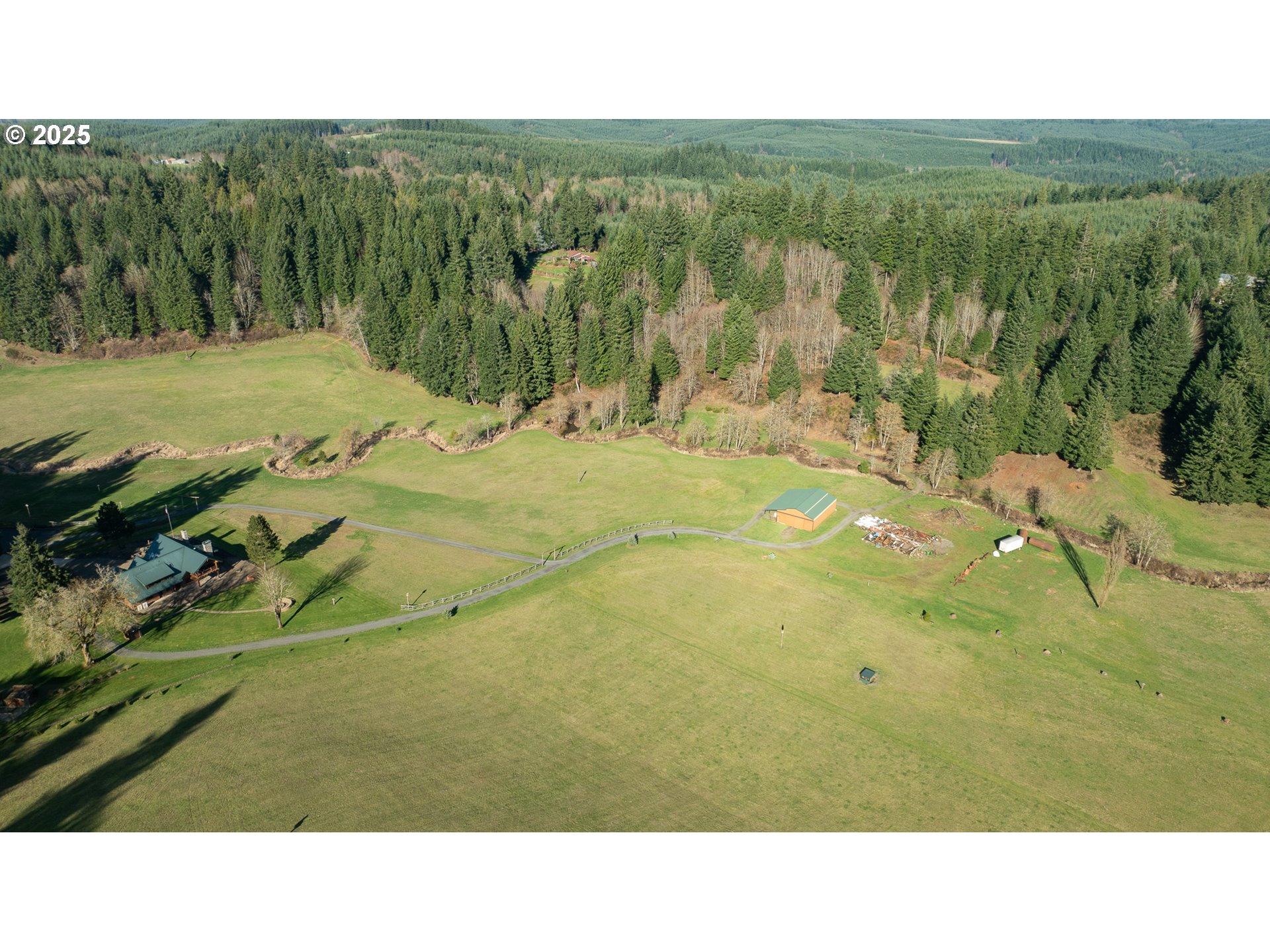 main property photo 3