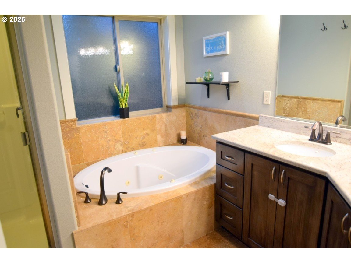property viewer photo 19