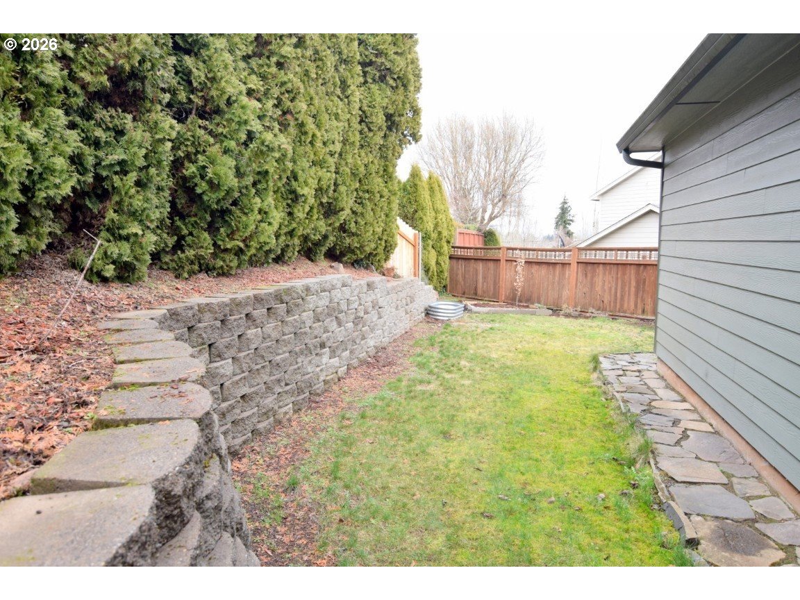 property viewer photo 25