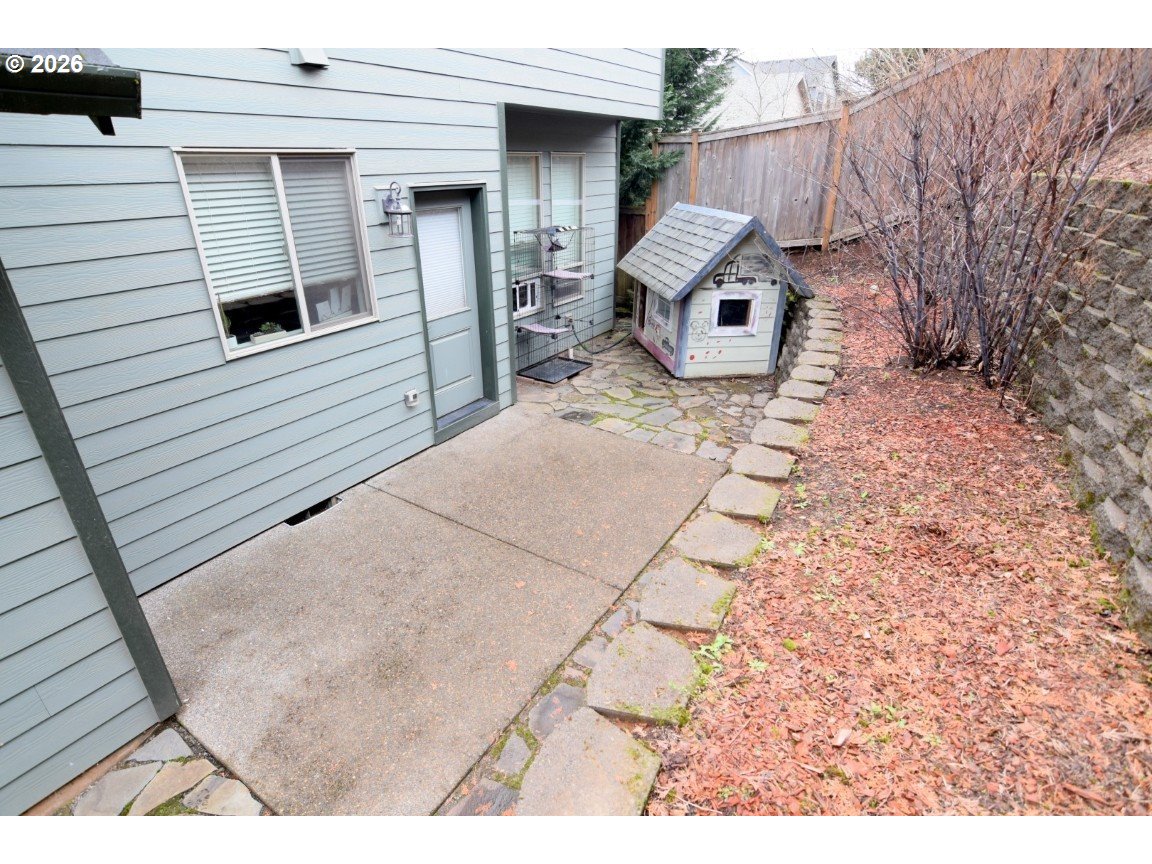 property viewer photo 27