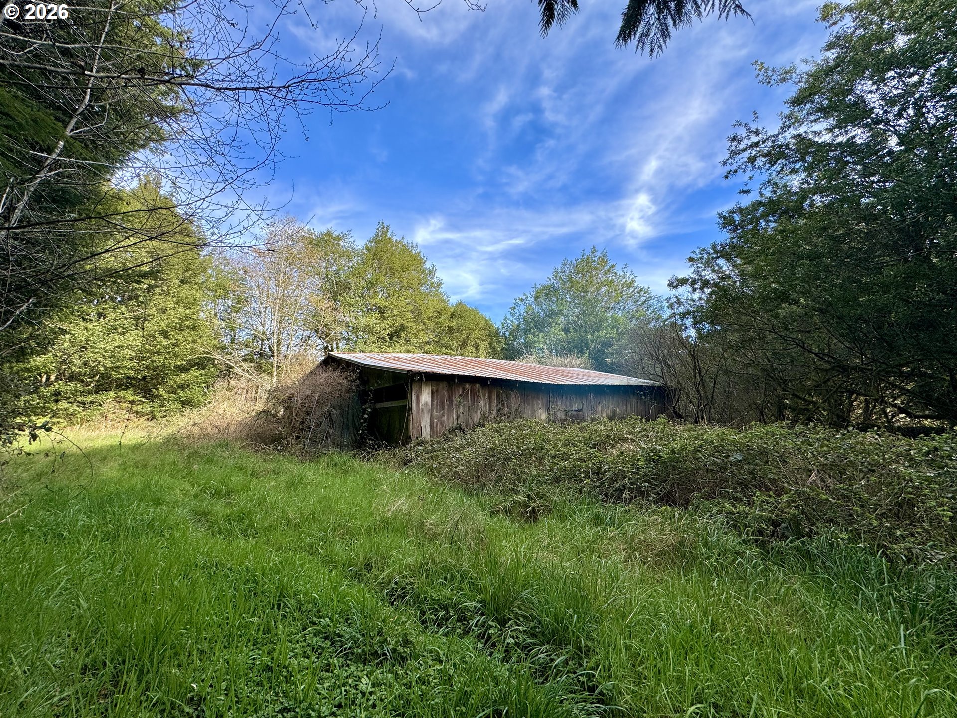 main property photo 29