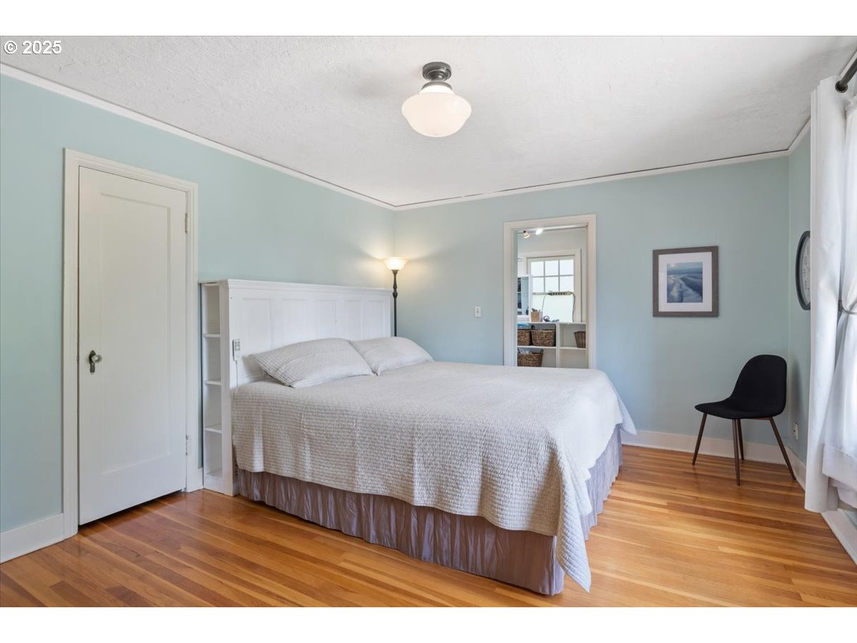 property viewer photo 22