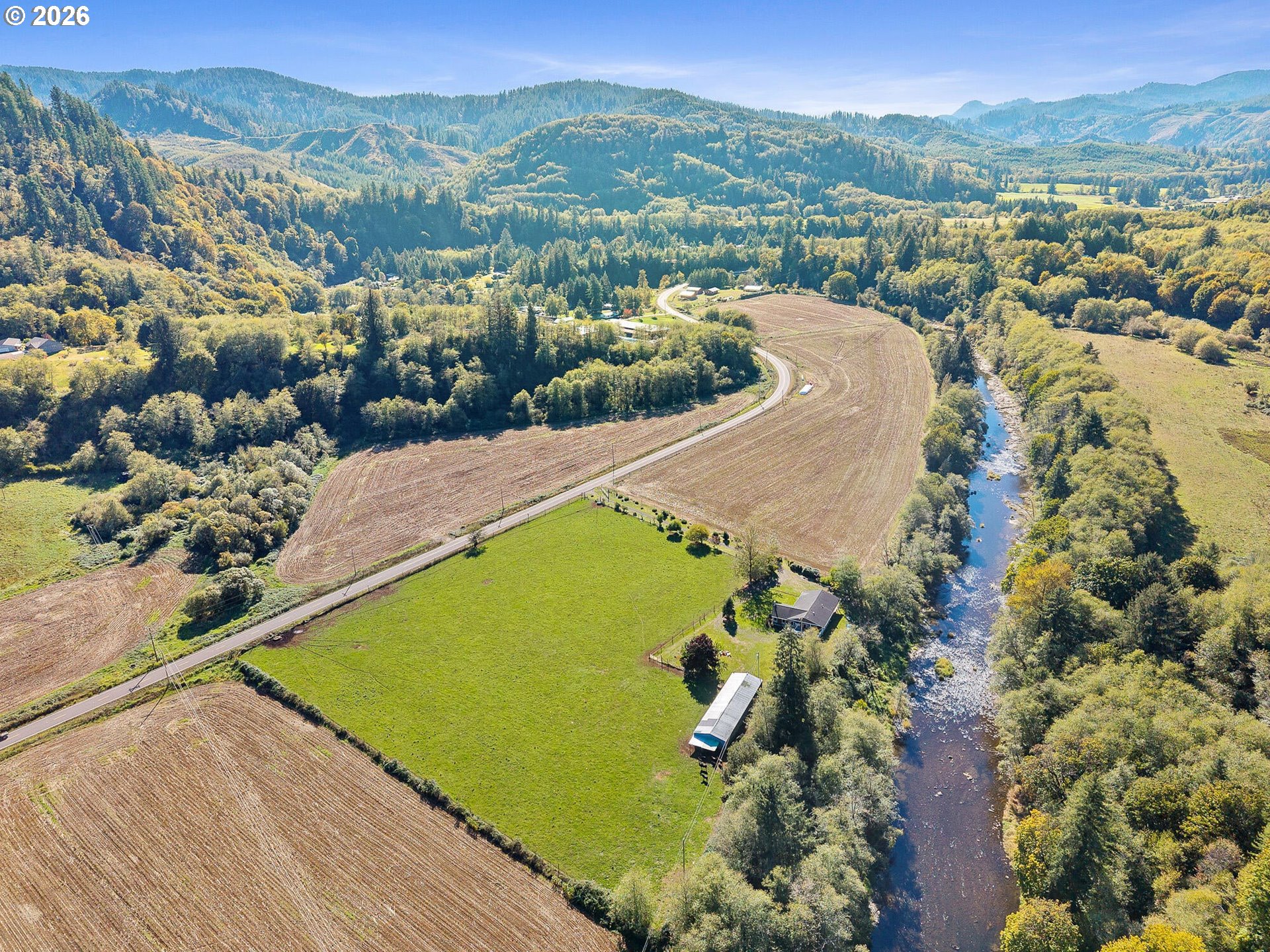 main property photo 3