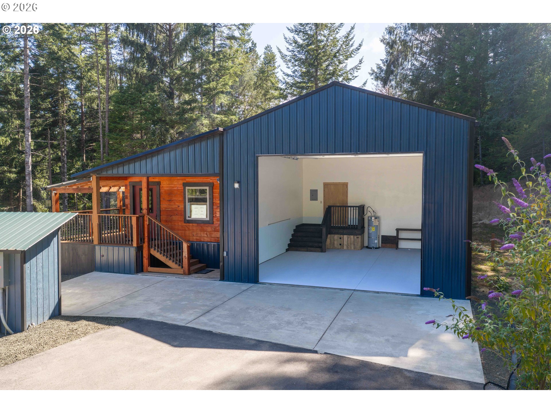 main property photo 5