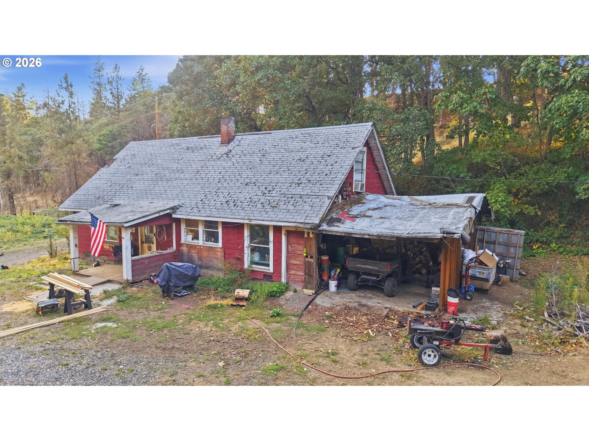 main property photo 12