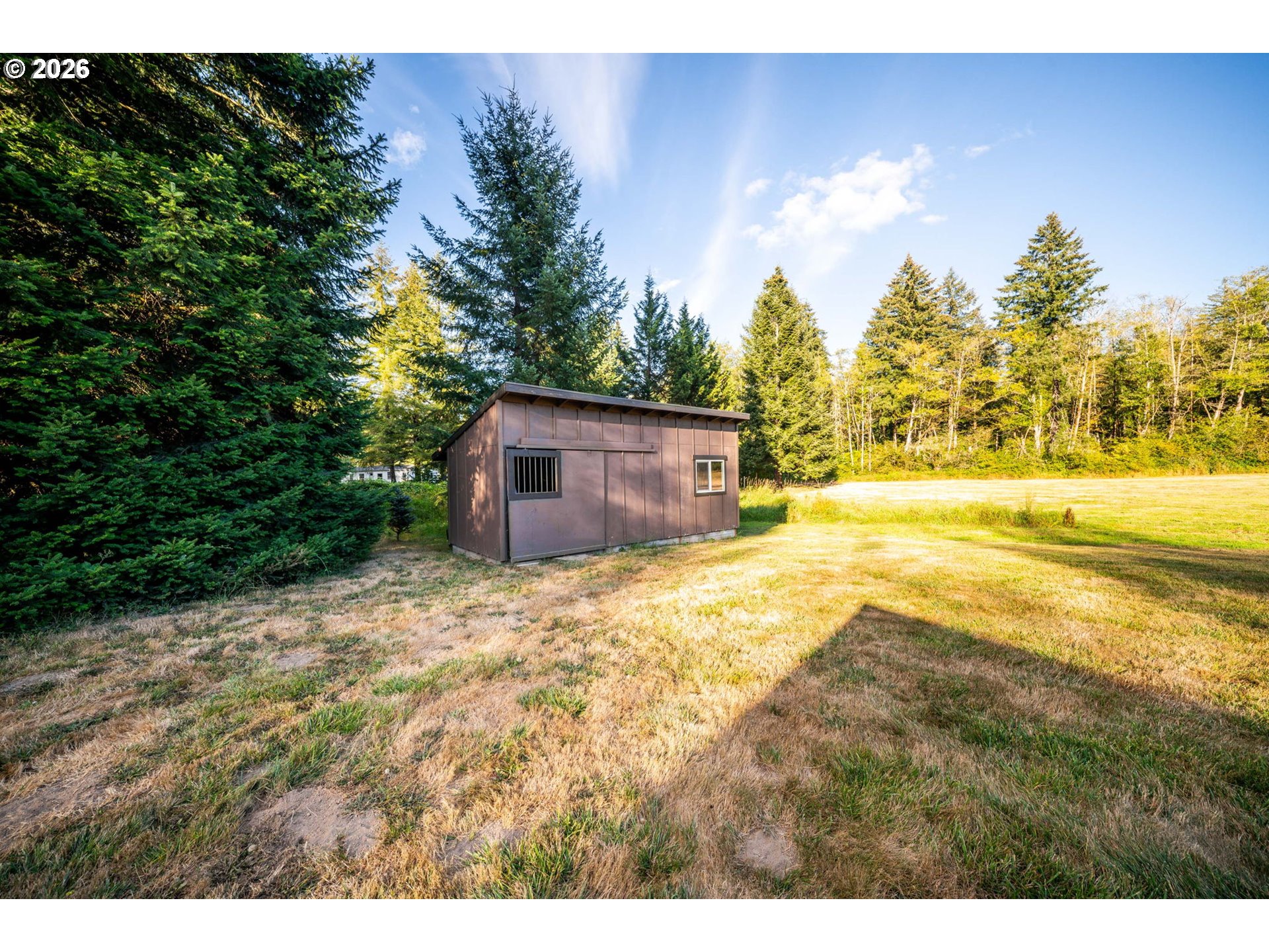 main property photo 23