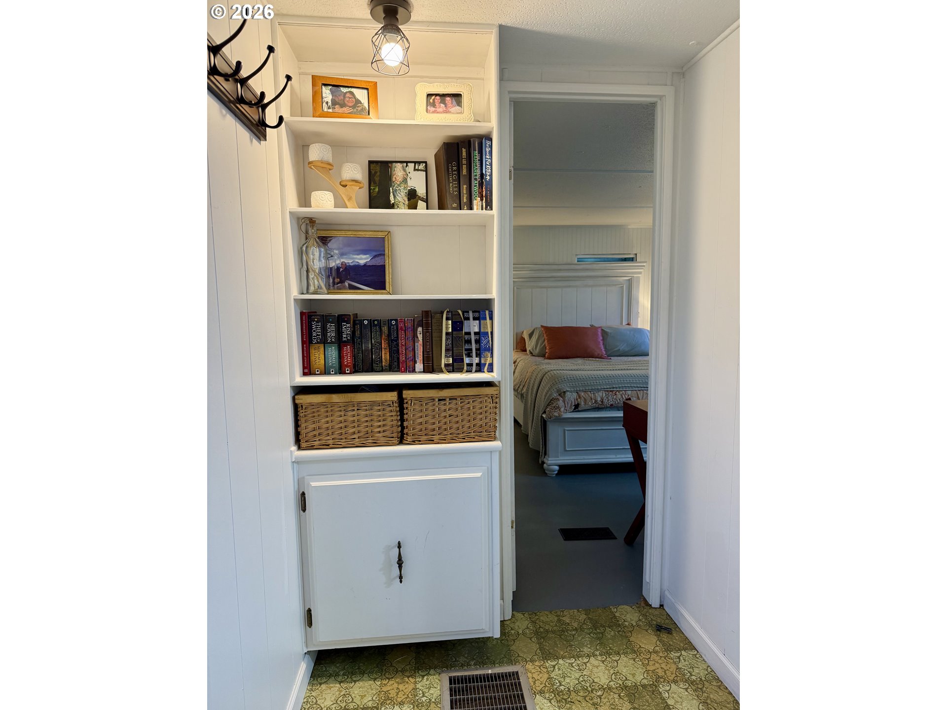 property viewer photo 6