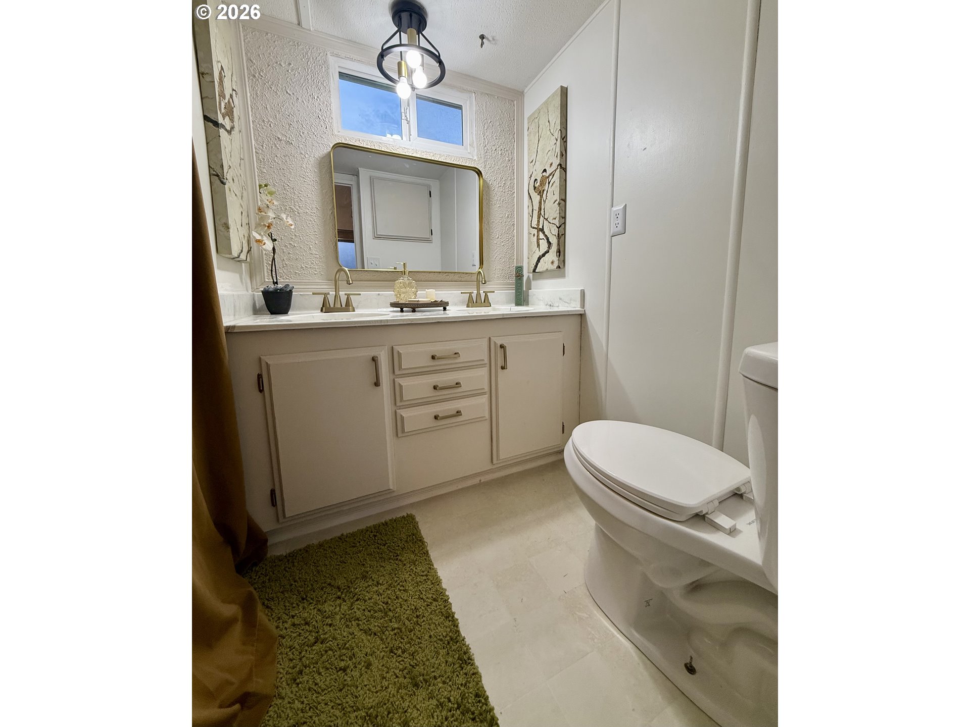 property viewer photo 9