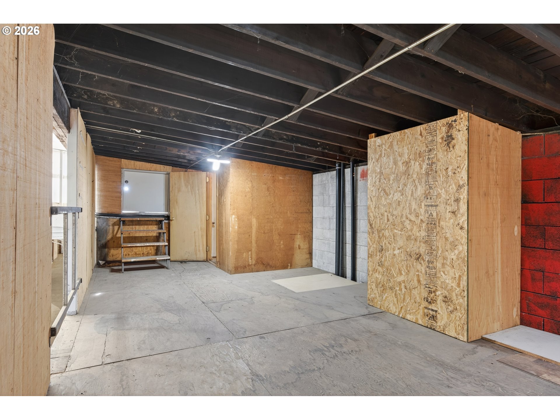 main property photo 14