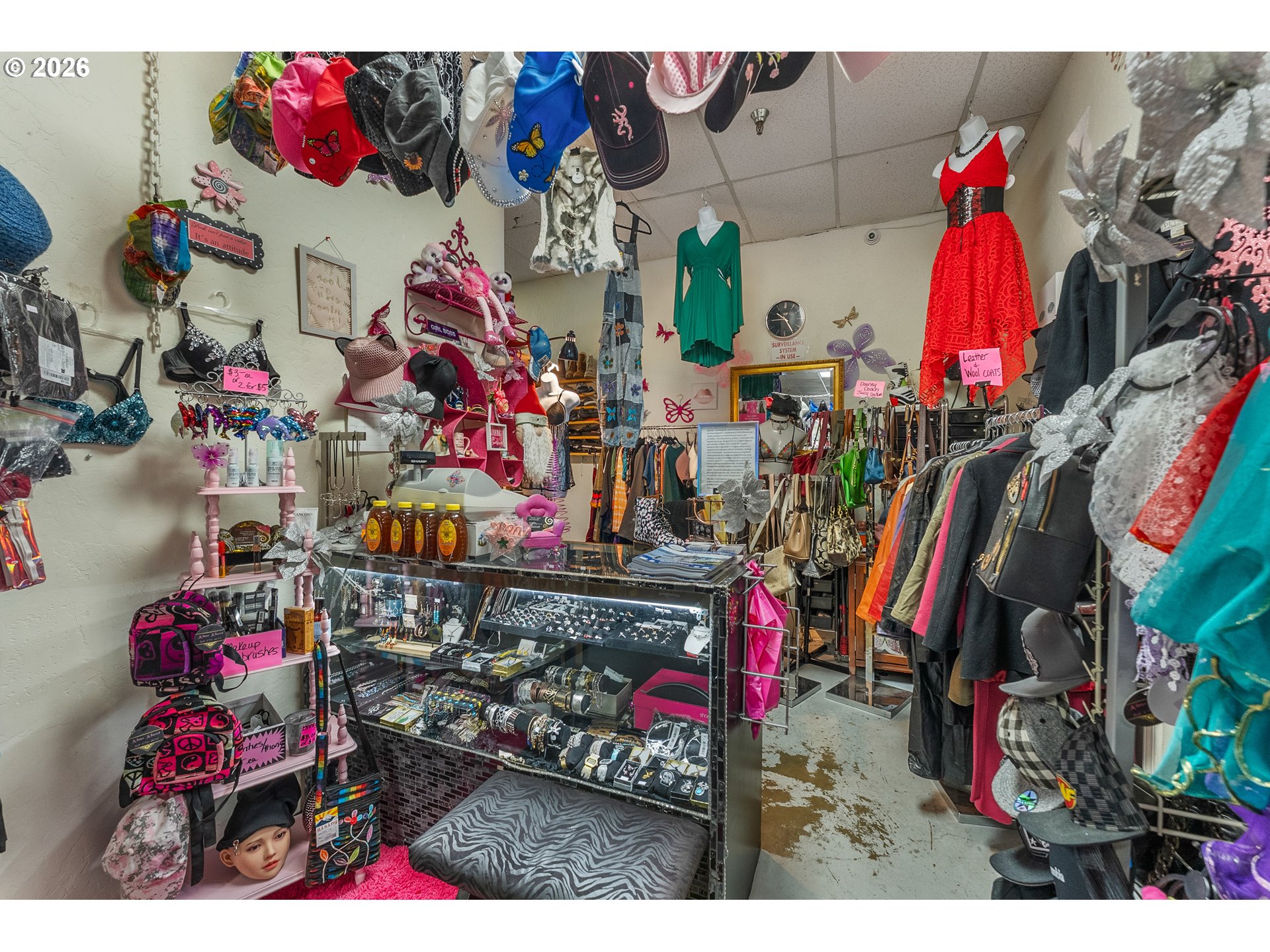 main property photo 11