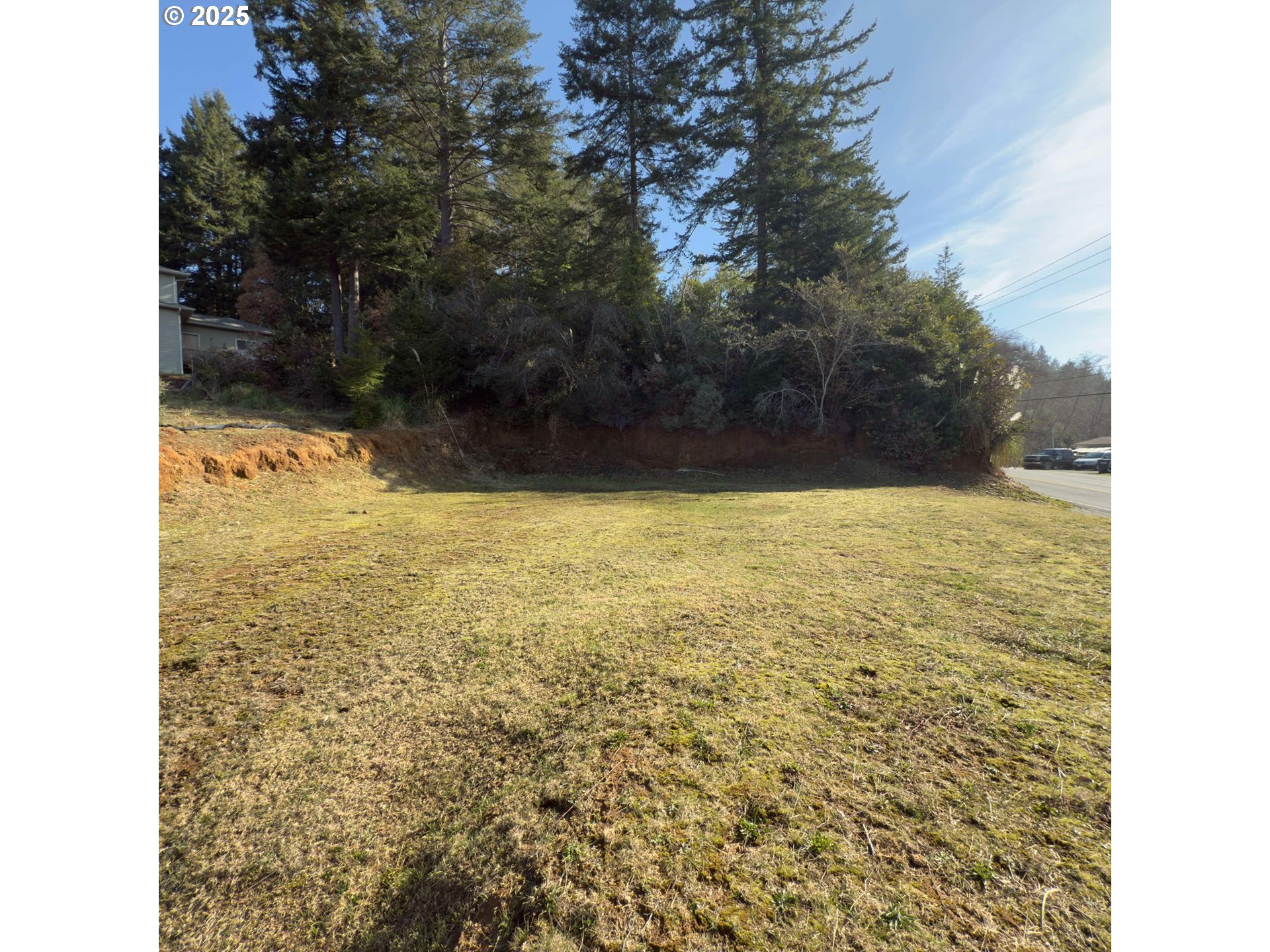 main property photo 11