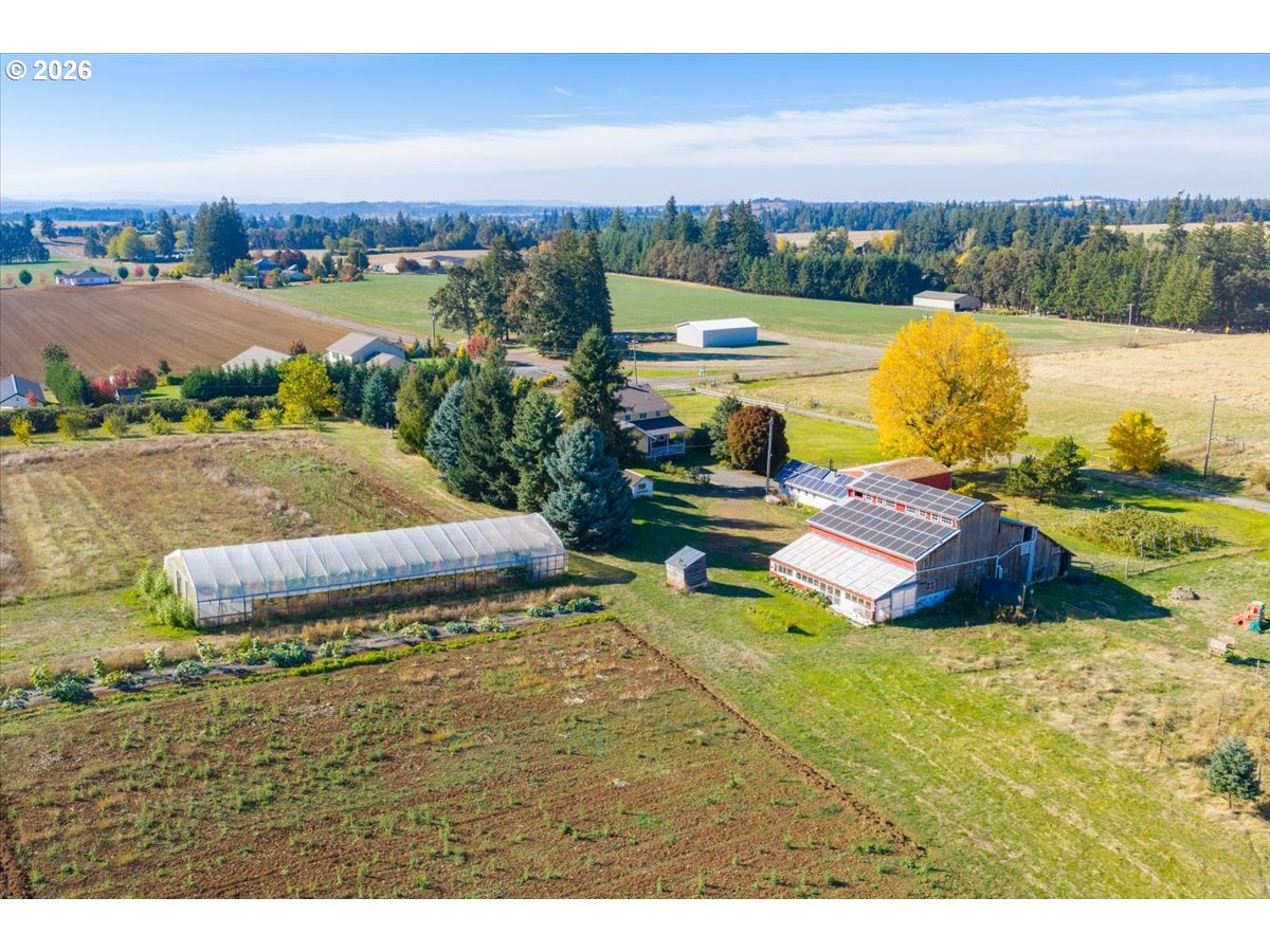 main property photo 41