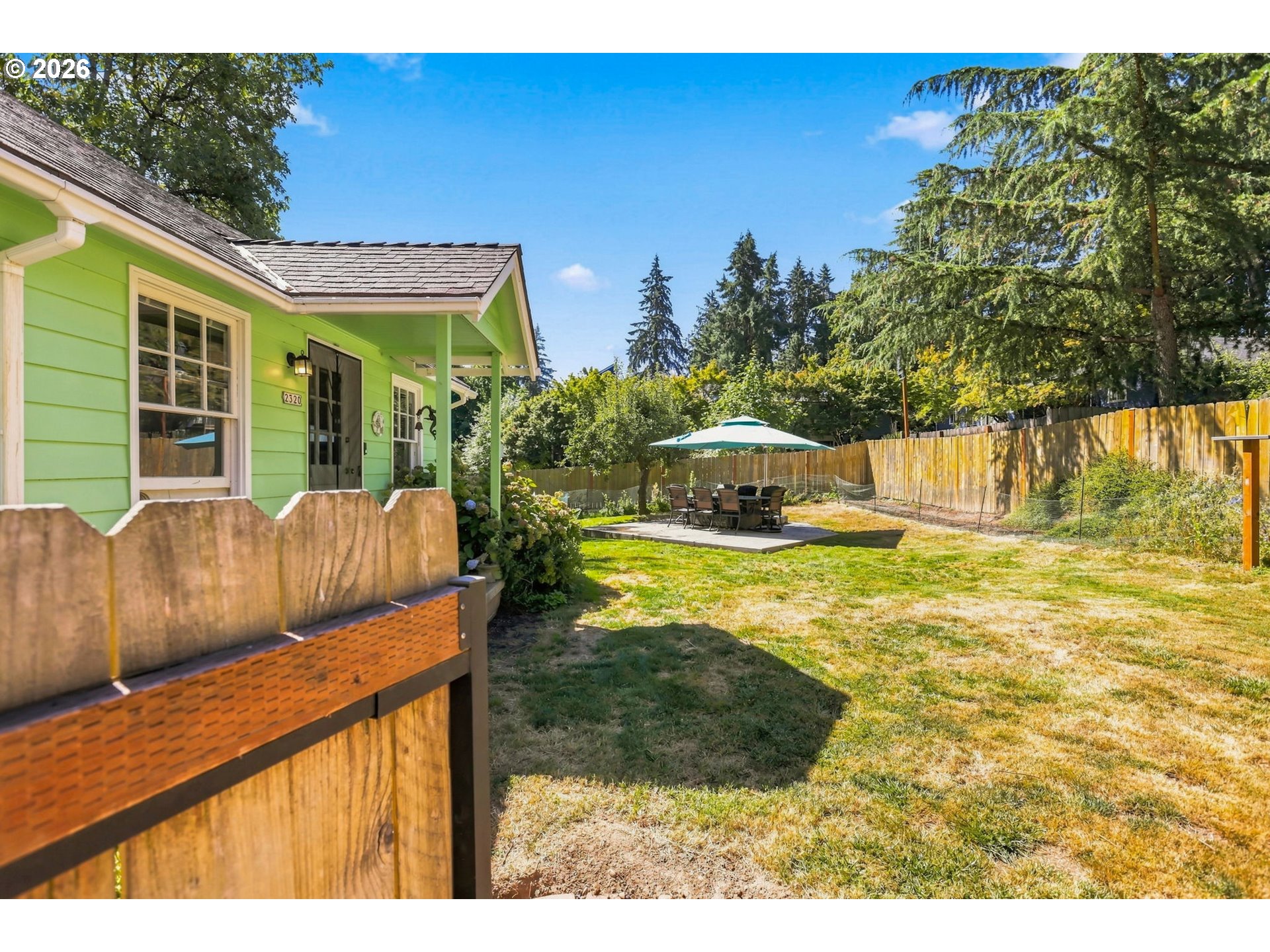 main property photo 20
