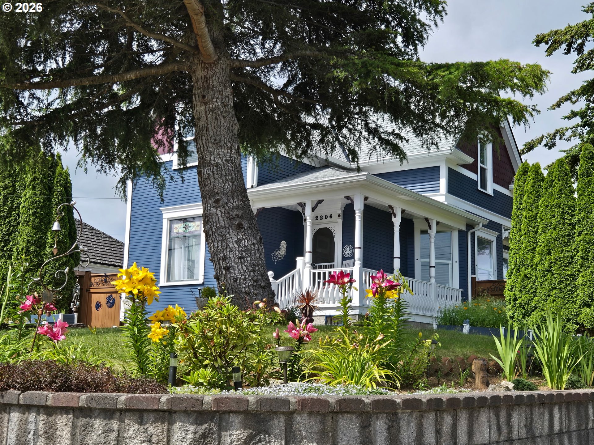 main property photo 2