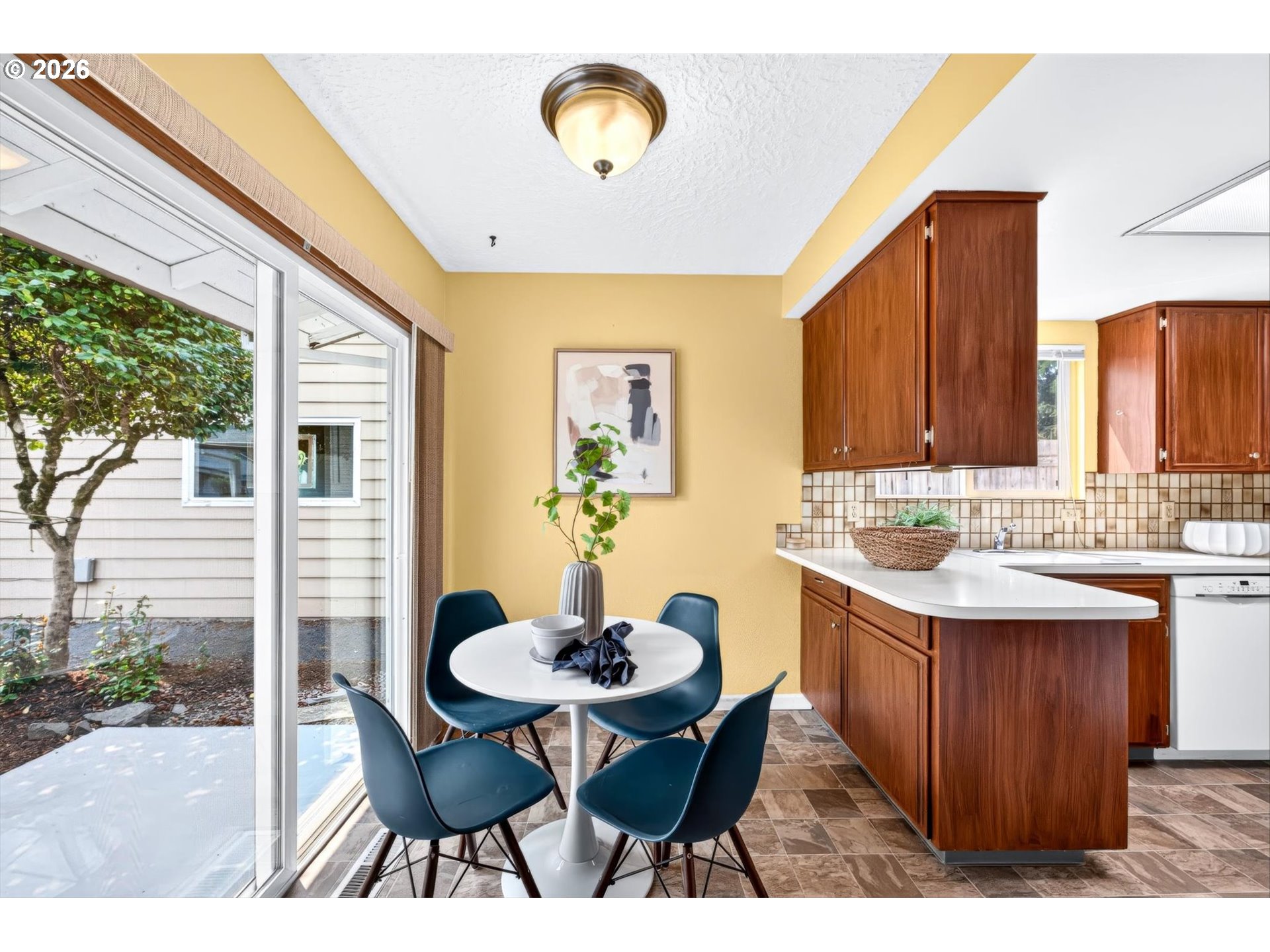 property viewer photo 18