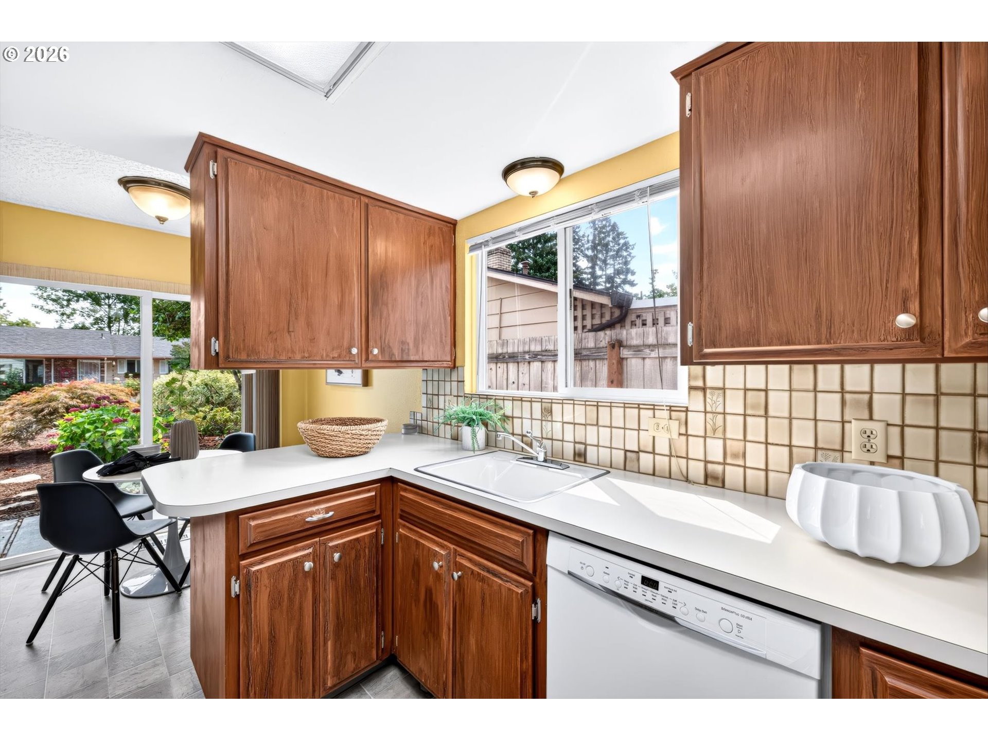 property viewer photo 24