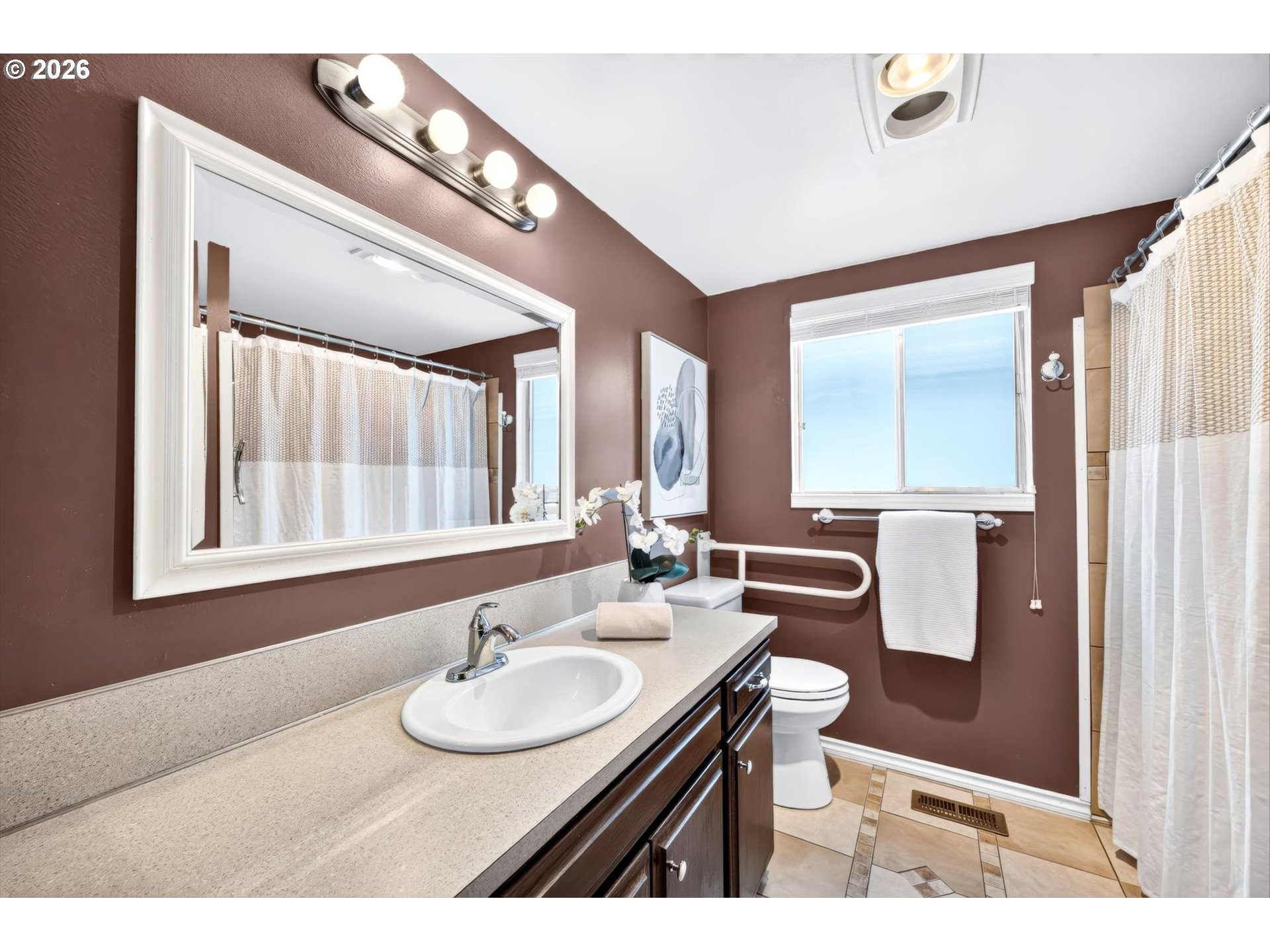 property viewer photo 29