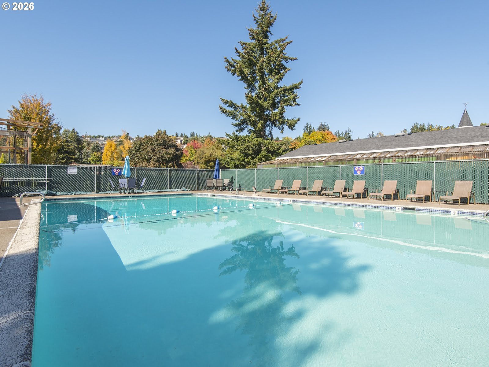 property viewer photo 46