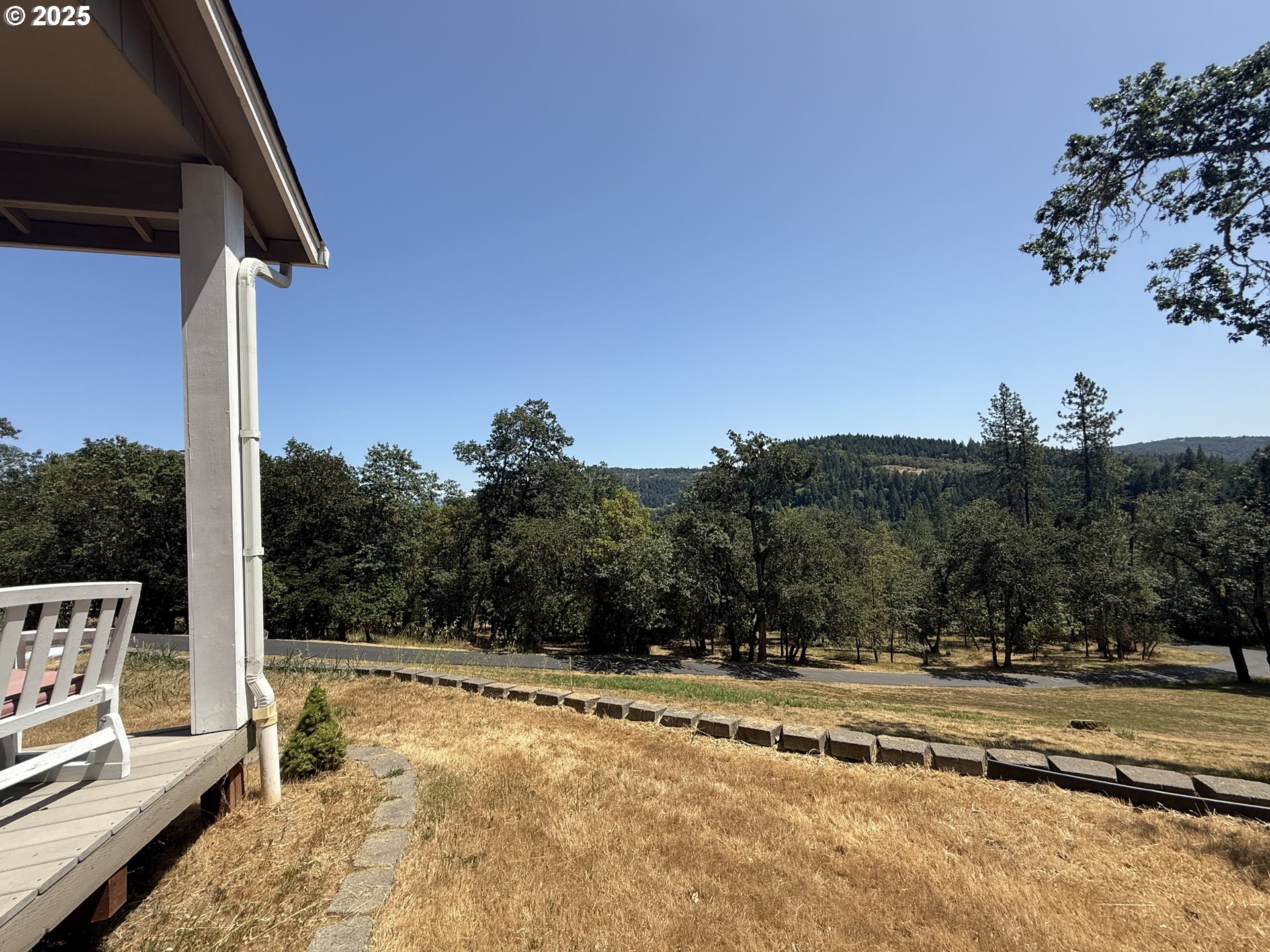 main property photo 24